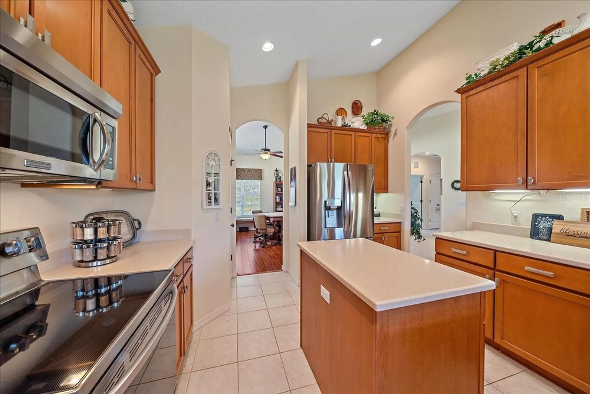 Property Slideshow image 13 of 43 | 6540 tailfeather way, Bradenton, FL, 34203
