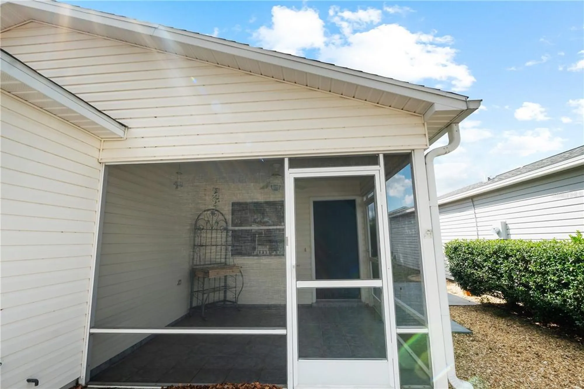 Property Slideshow image 7 of 28 | 1606 campos dr, The Villages, FL, 32162