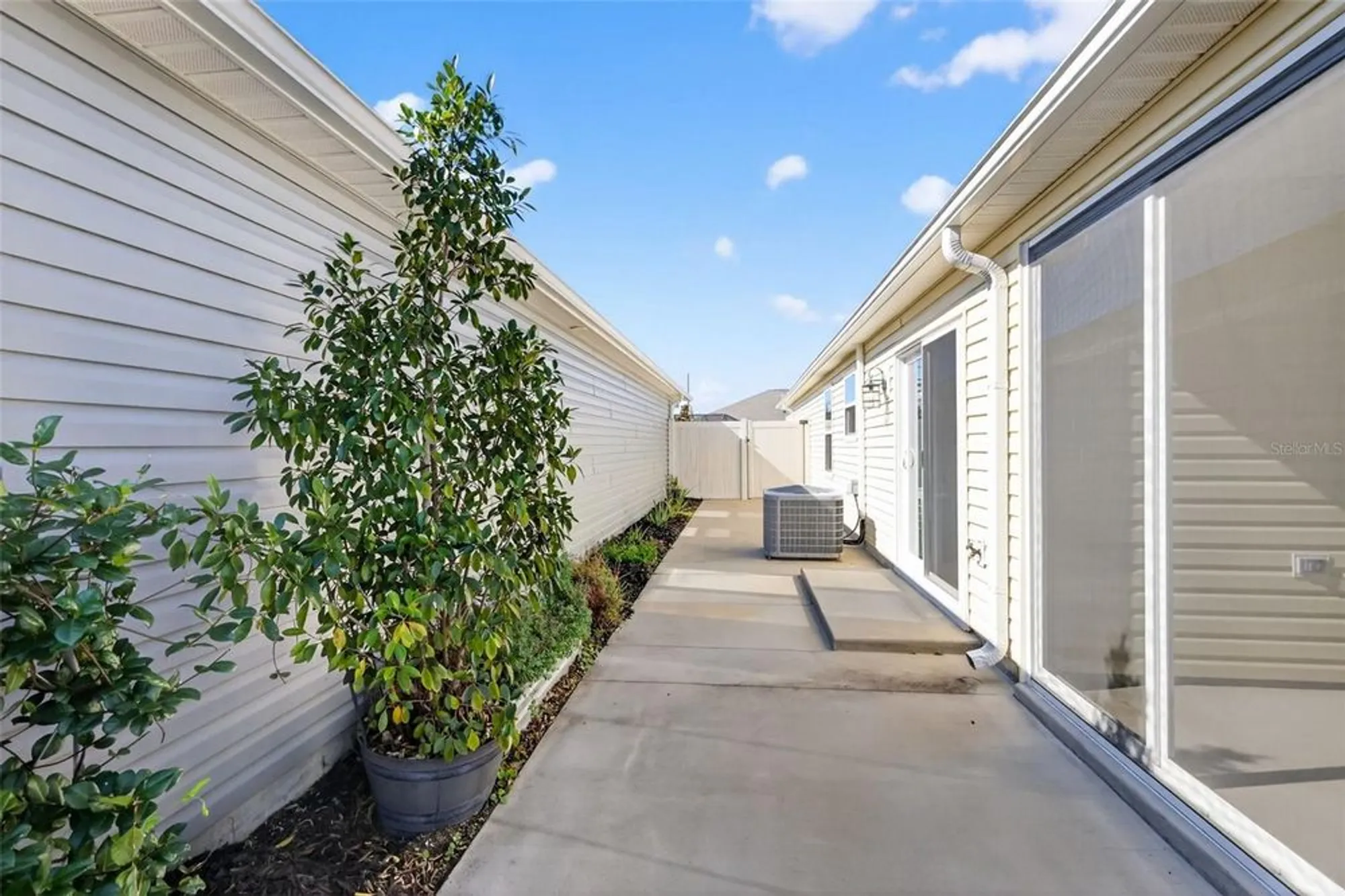 Property Slideshow image 42 of 44 | 944 horton ter, The Villages, FL, 32163