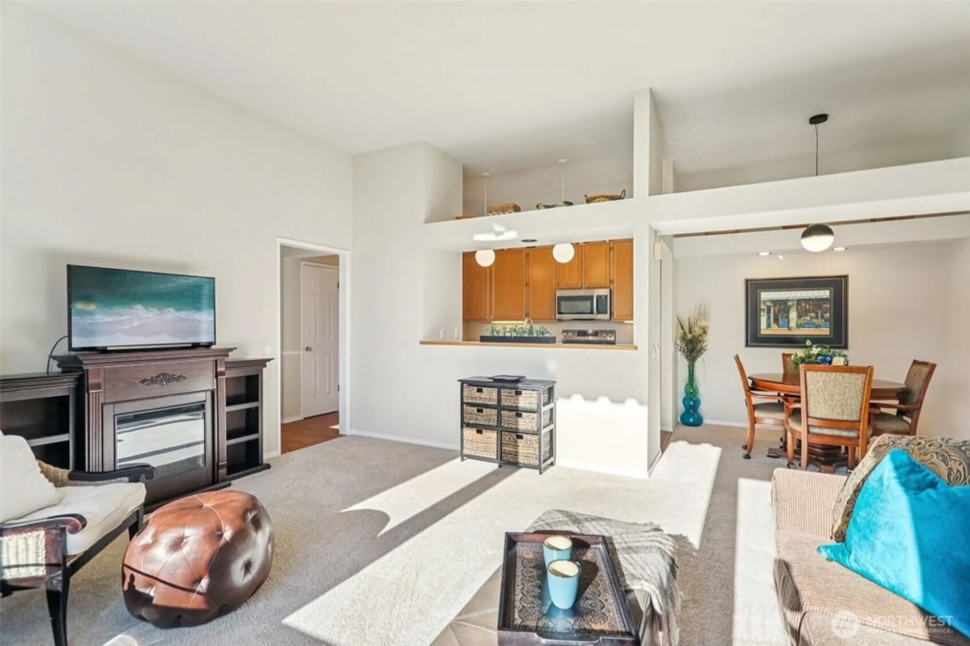Property Slideshow image 10 of 40 | 4222 221st pl se # 1081, Issaquah, WA, 98029
