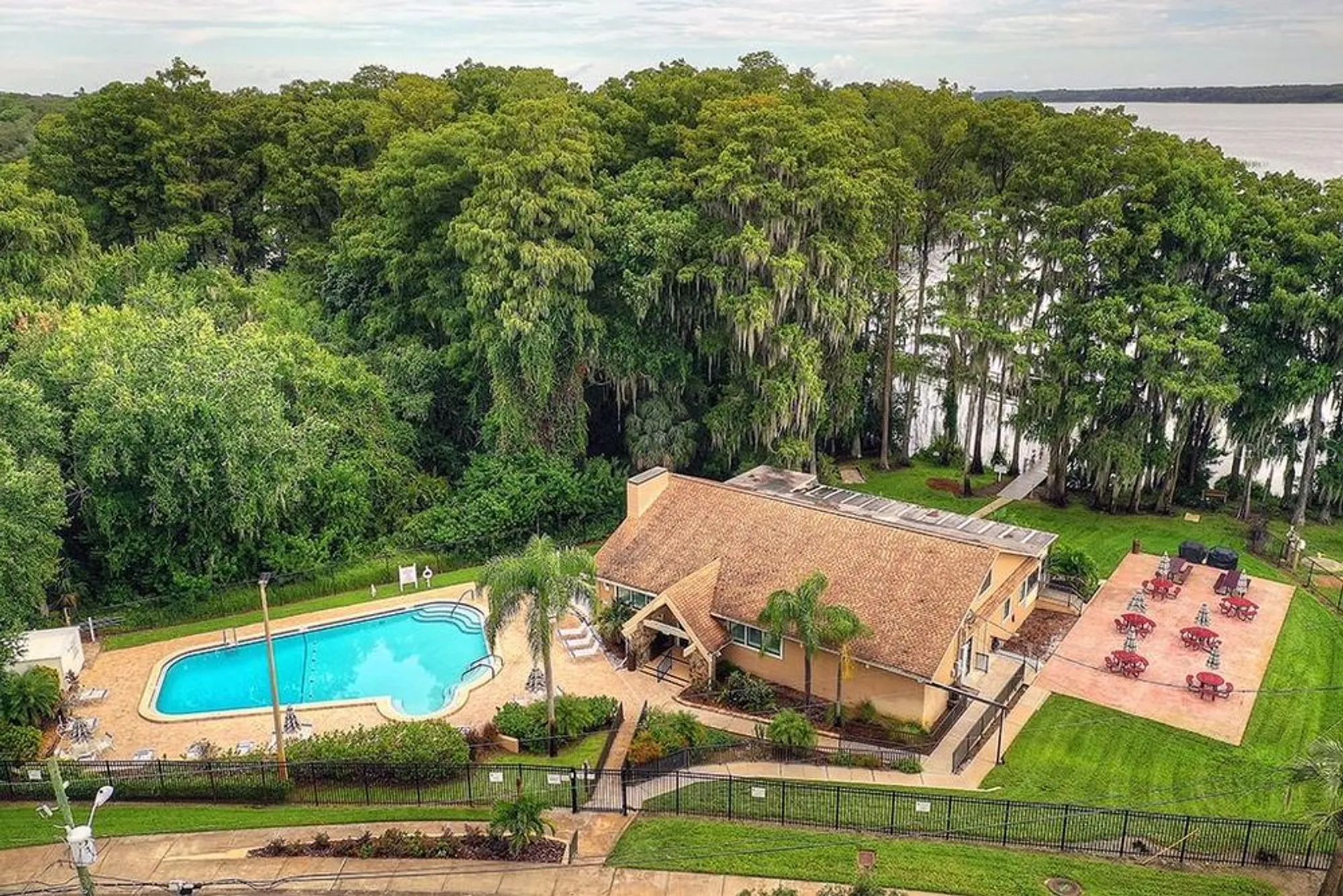Property Slideshow image 31 of 33 | 2150 shelly dr a, Palm Harbor, FL, 34684