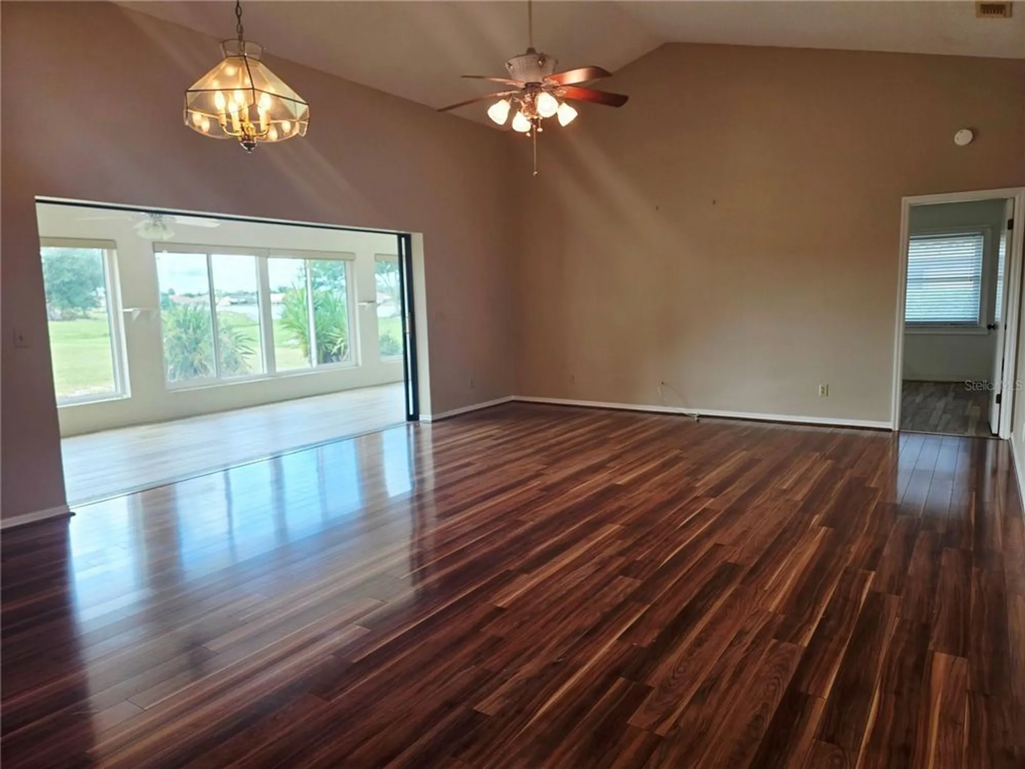 Property Slideshow image 14 of 34 | 1936 new bedford dr, Sun City Center, FL, 33573