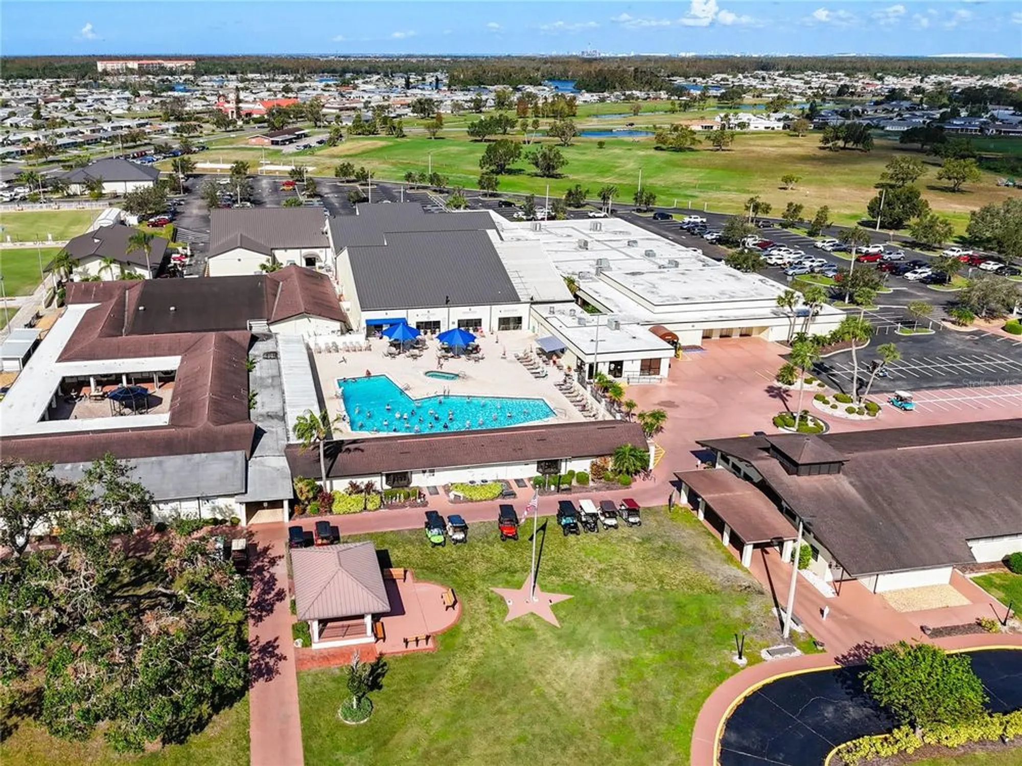 Property Slideshow image 48 of 57 | 1715 s pebble beach blvd, Sun City Center, FL, 33573