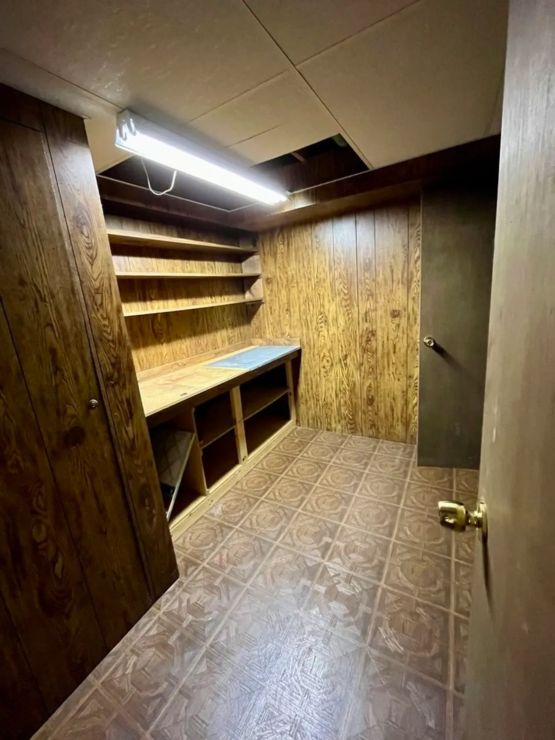 Property Slideshow image 22 of 43 | 315 bluff ct c, Lake Barrington, IL, 60010