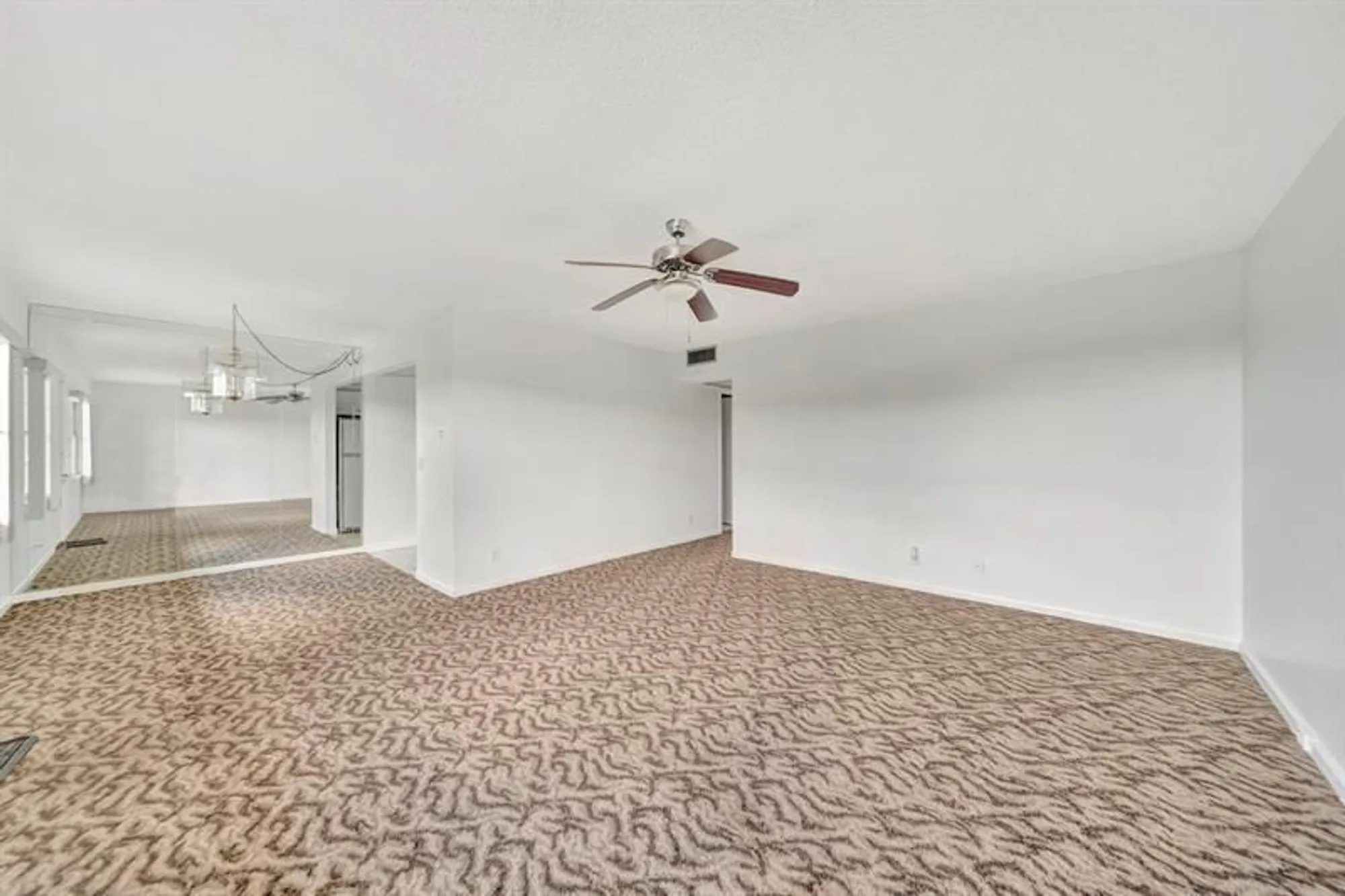 Property Slideshow image 25 of 56 | 13250 sw 7th ct apt 402l, Pembroke Pines, FL, 33027