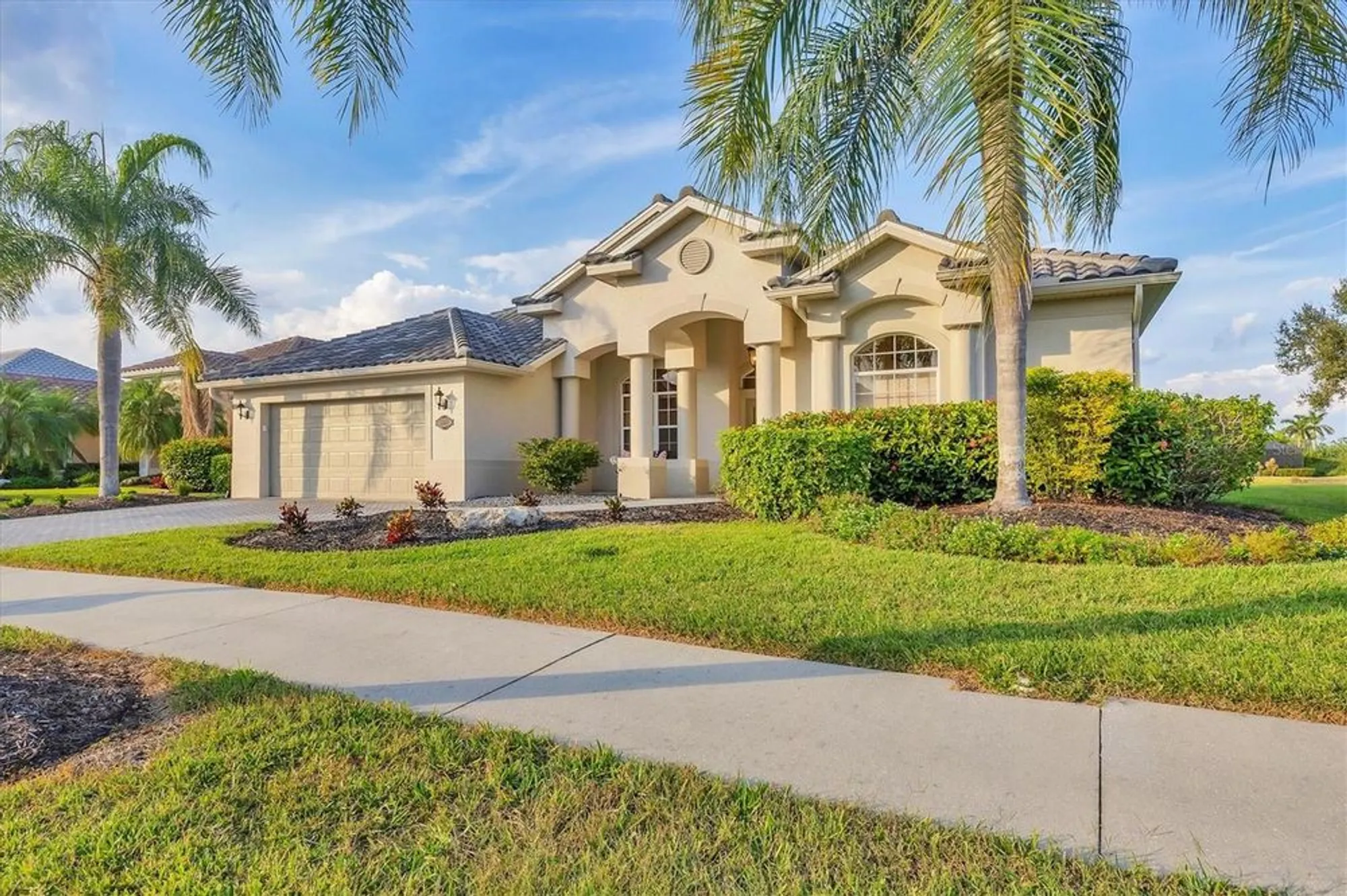 Property Slideshow image 7 of 63 | 5266 pine shadow ln, North Port, FL, 34287