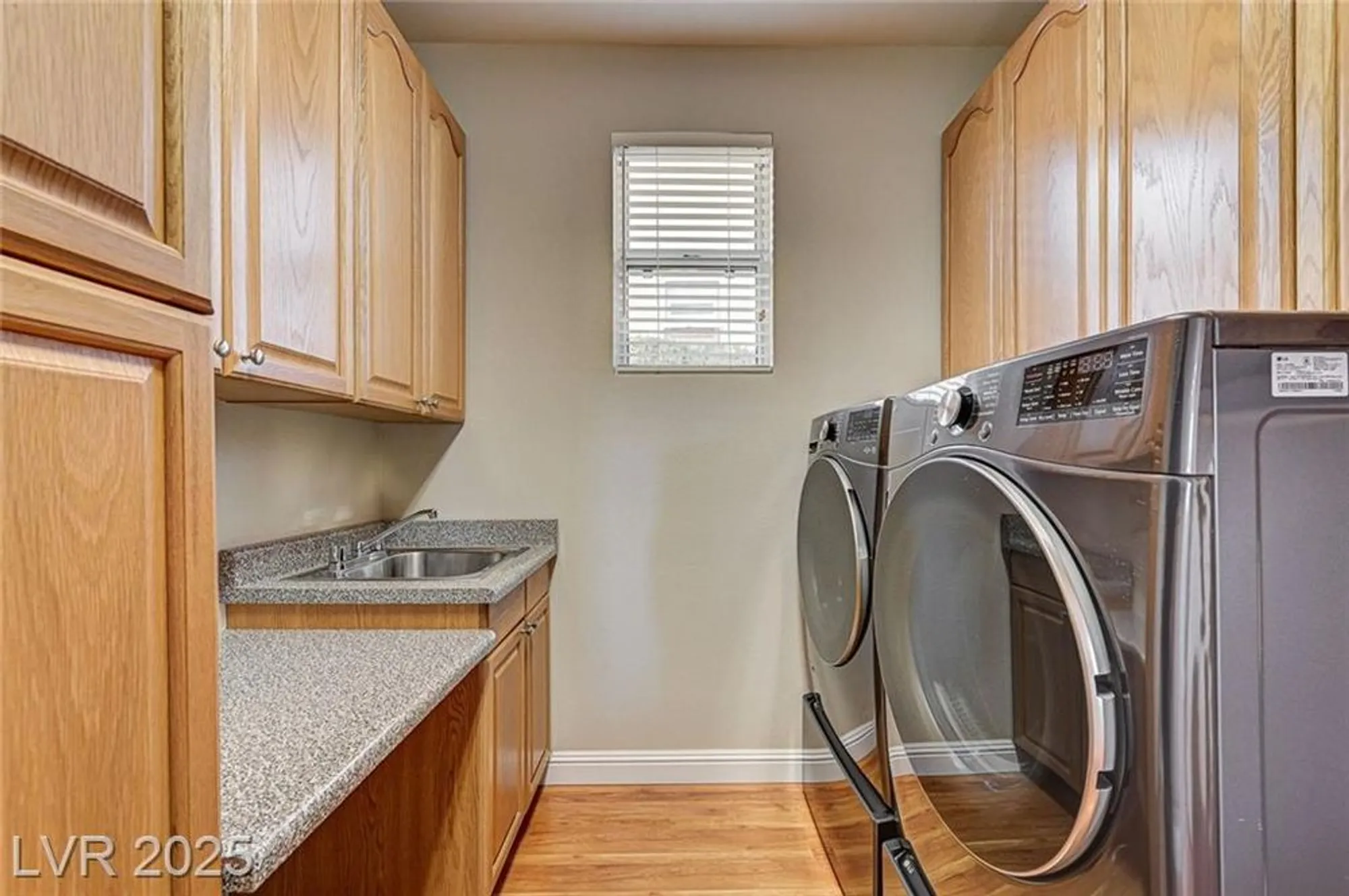 Property Slideshow image 35 of 65 | 10532 riva grande ct, Las Vegas, NV, 89135