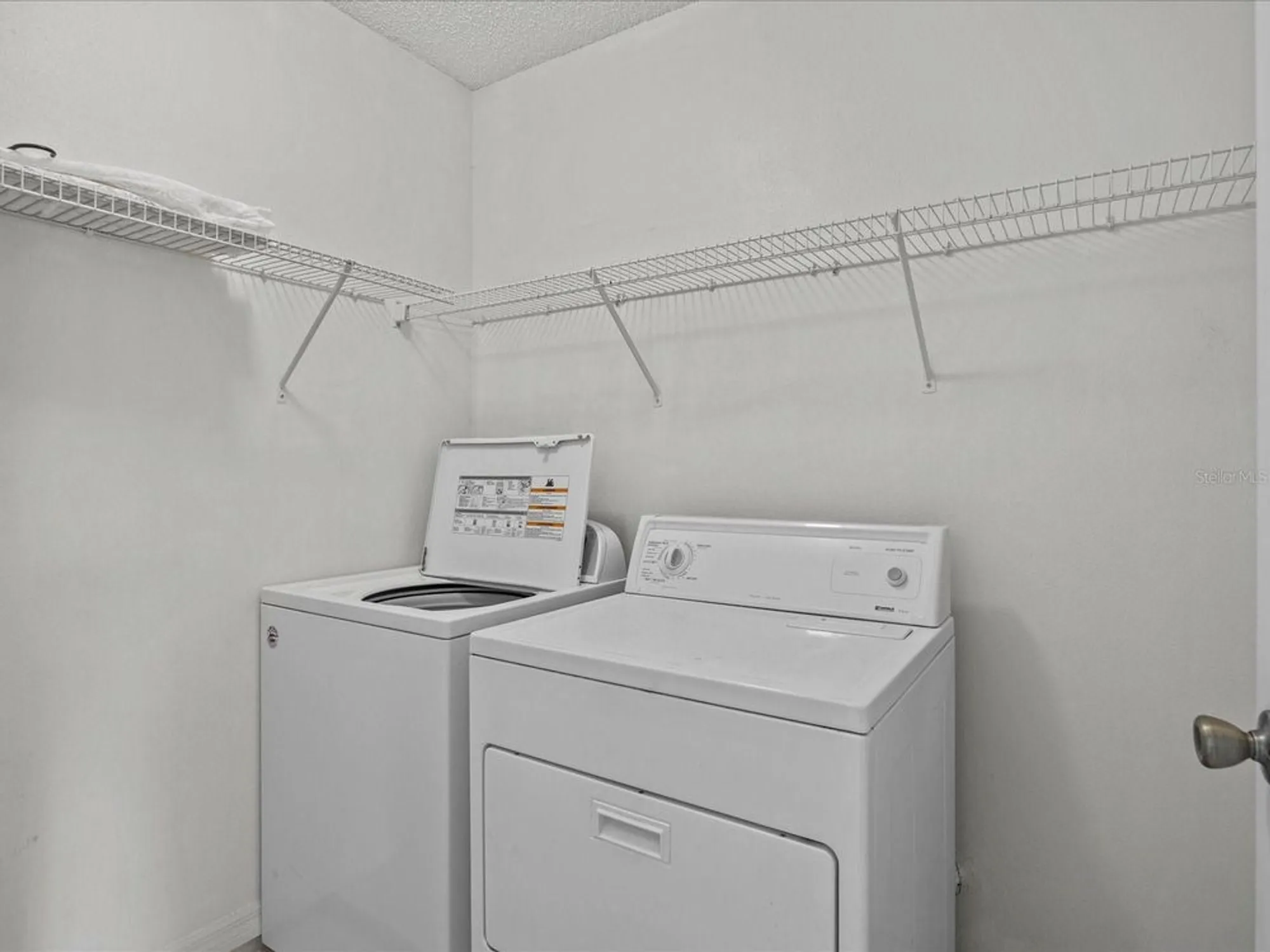 Property Slideshow image 27 of 46 | 21523 queen anne ct, Leesburg, FL, 34748