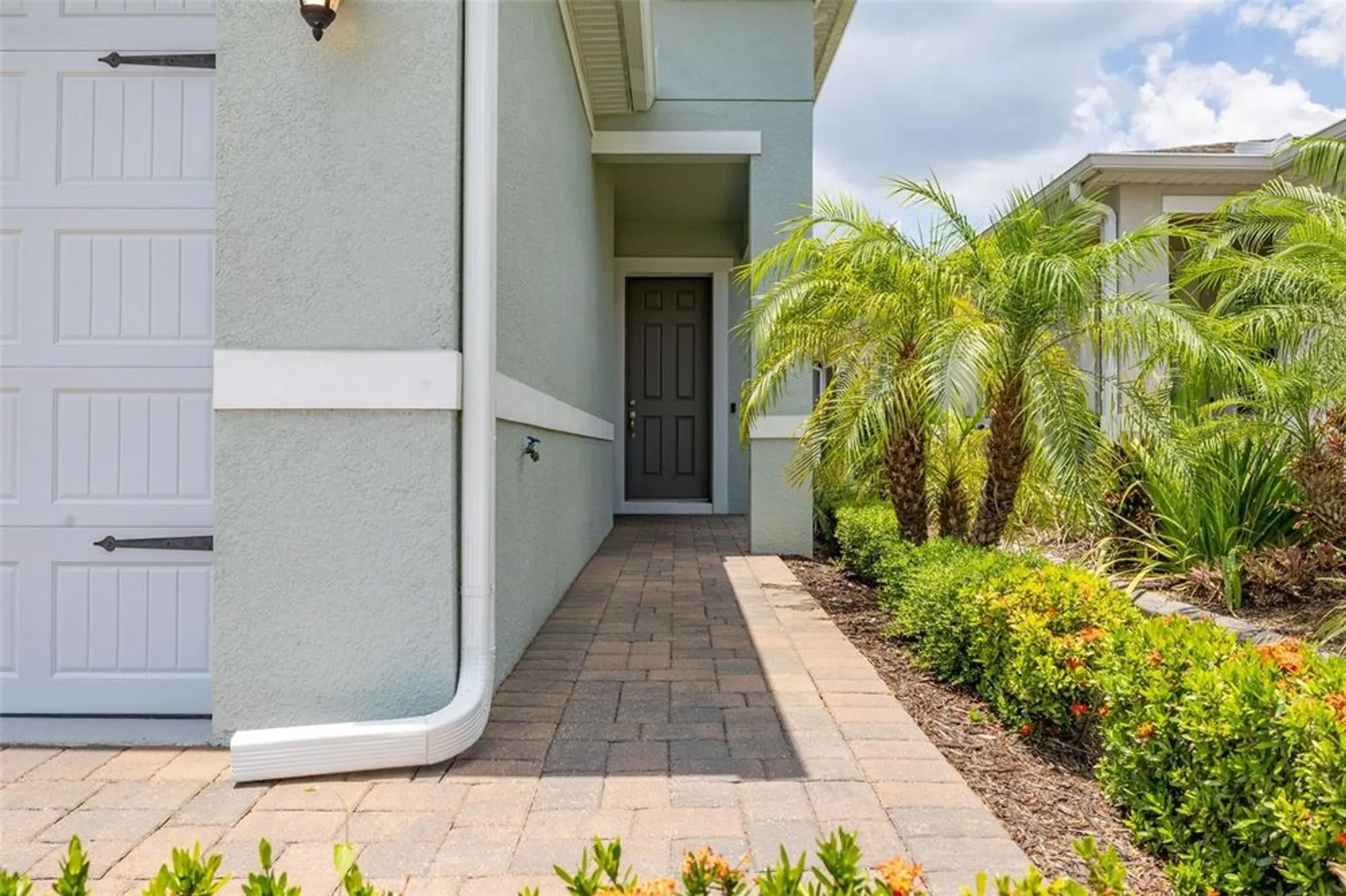 Property Slideshow image 3 of 85 | 1890 flora pass pl, Kissimmee, FL, 34747