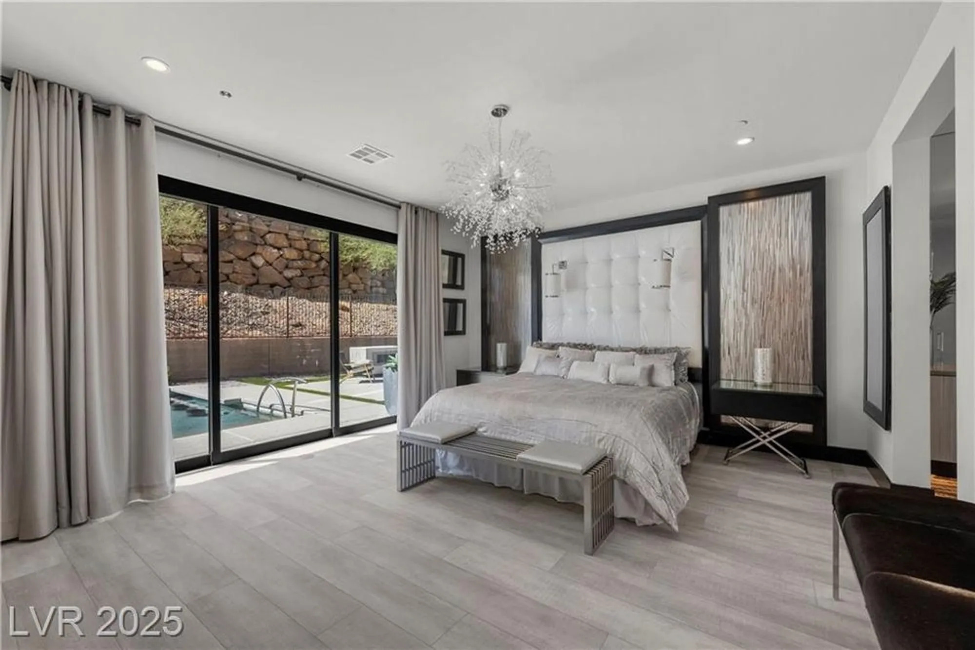 Property Slideshow image 8 of 99 | 5 highland cove ln, Henderson, NV, 89011