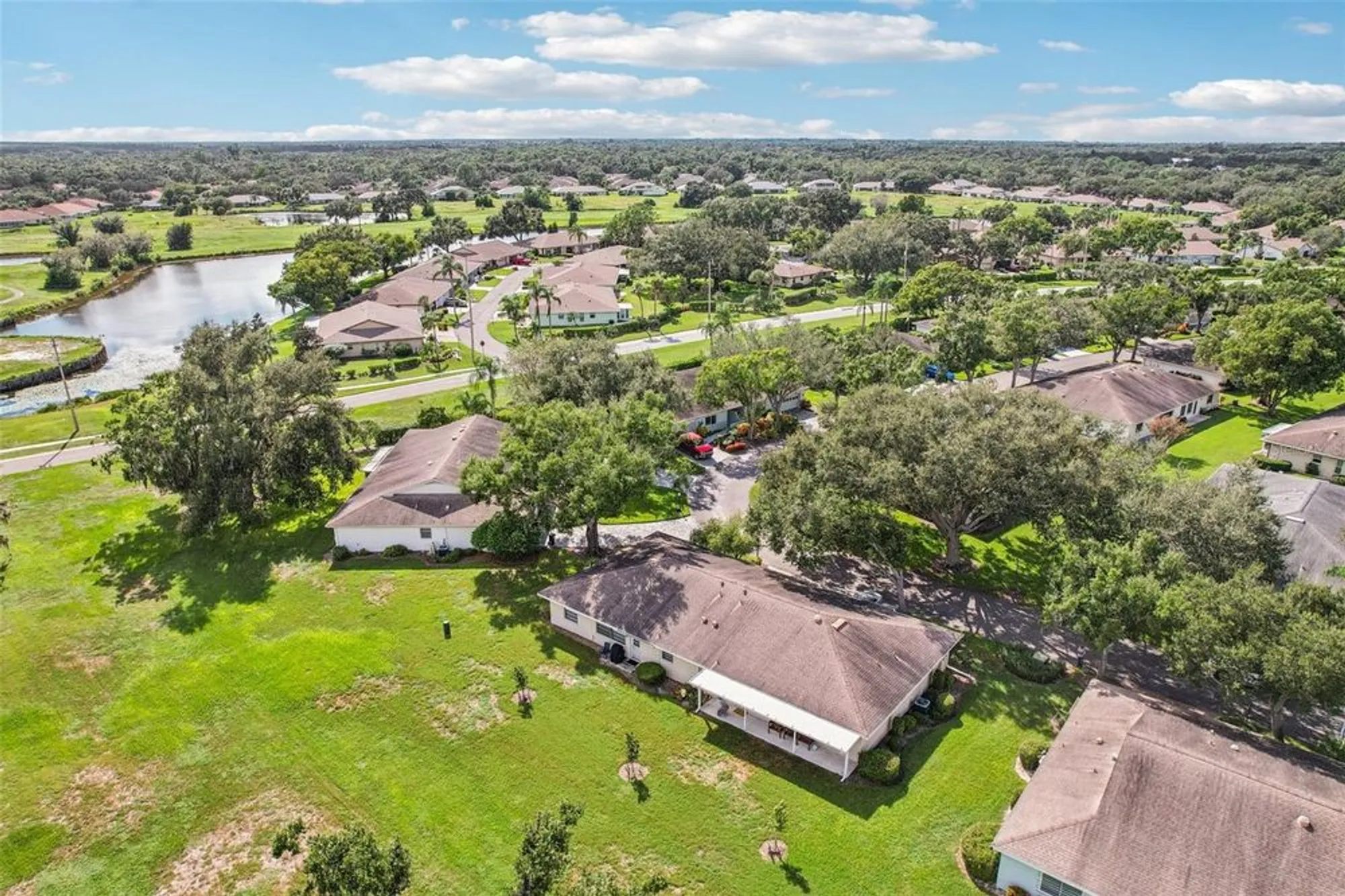 Property Slideshow image 34 of 56 | 2603 lancaster dr, Sun City Center, FL, 33573