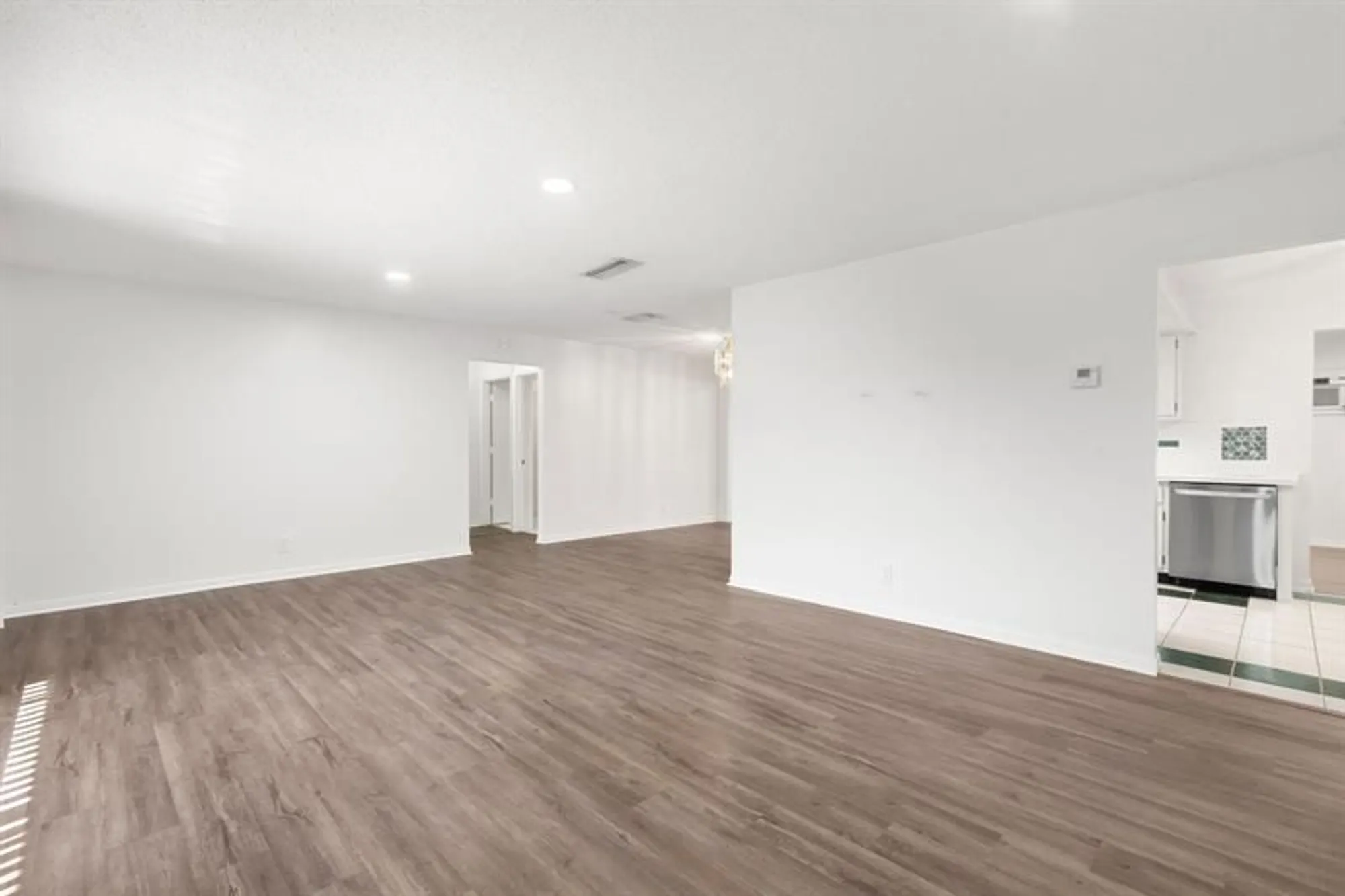 Property Slideshow image 7 of 34 | 1165 nw 67th ave, Margate, FL, 33063