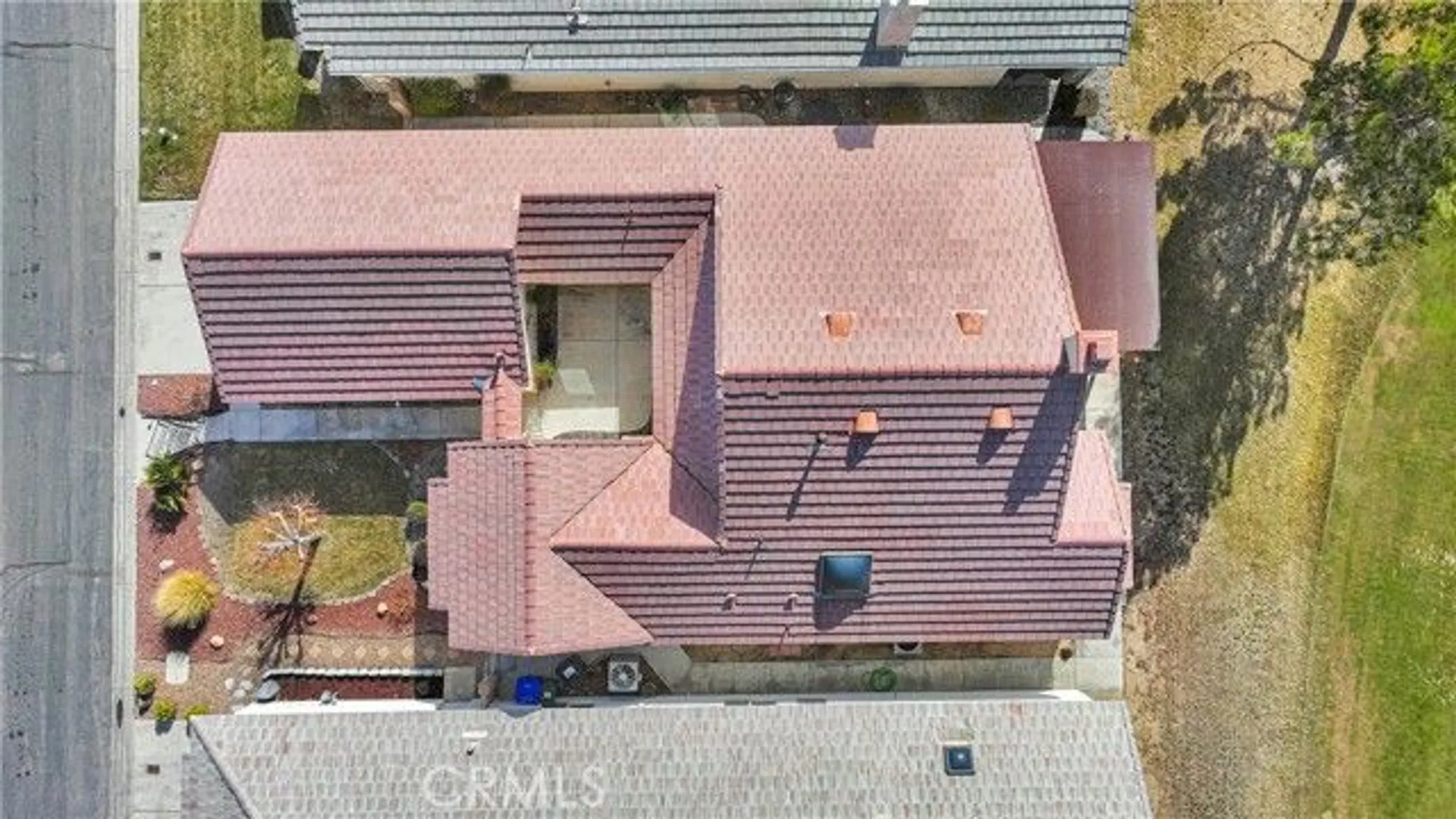 Property Slideshow image 33 of 36 | 11262 country club dr, Apple Valley, CA, 92308