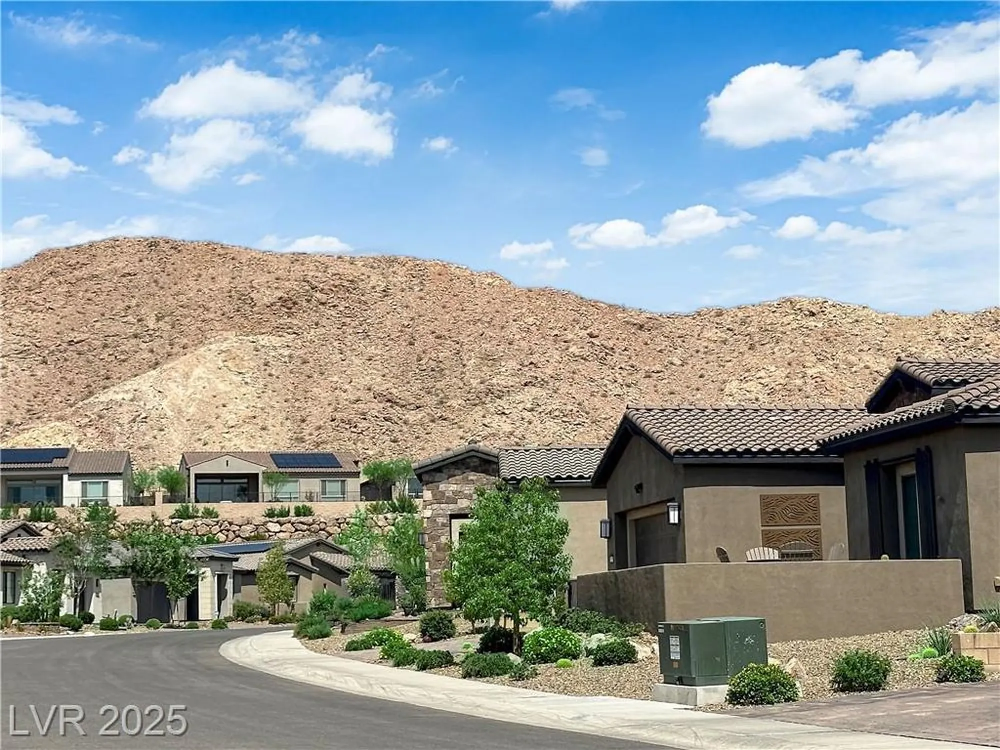 Property Slideshow image 39 of 57 | 11 arid crest ave, Henderson, NV, 89011