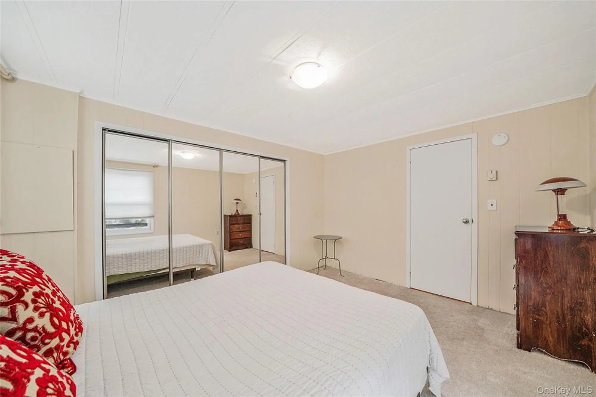 Property Slideshow image 18 of 29 | 91 village cir, Manorville, NY, 11949