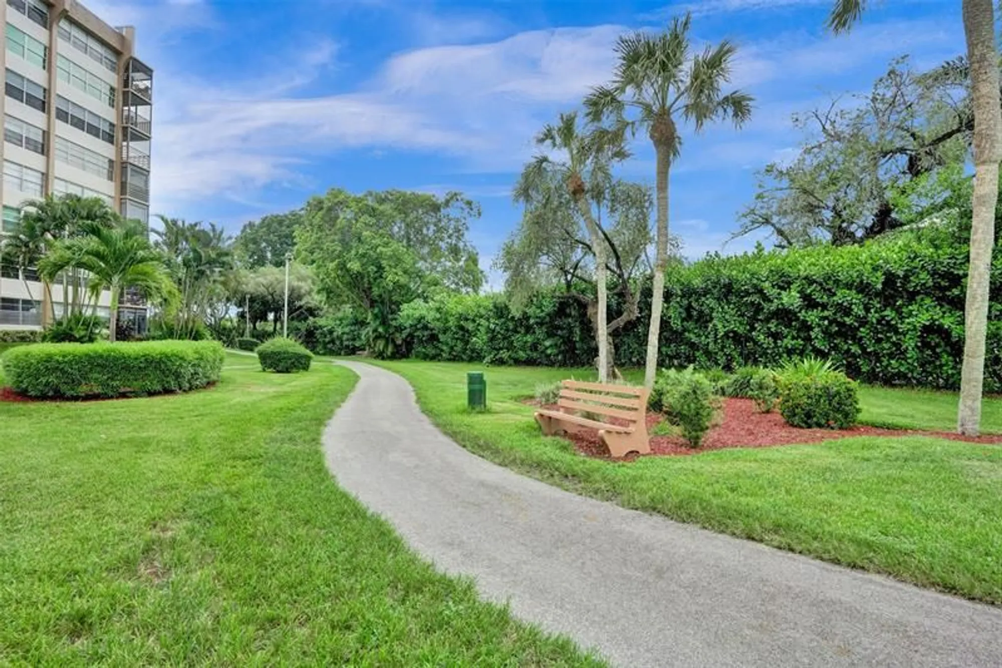 Property Slideshow image 67 of 71 | 1100 saint charles pl 612, Pembroke Pines, FL, 33026