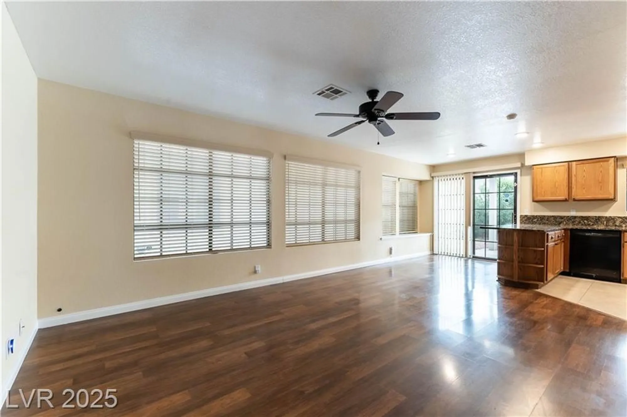 Property Slideshow image 5 of 39 | 4808 fiesta lakes st, Las Vegas, NV, 89130