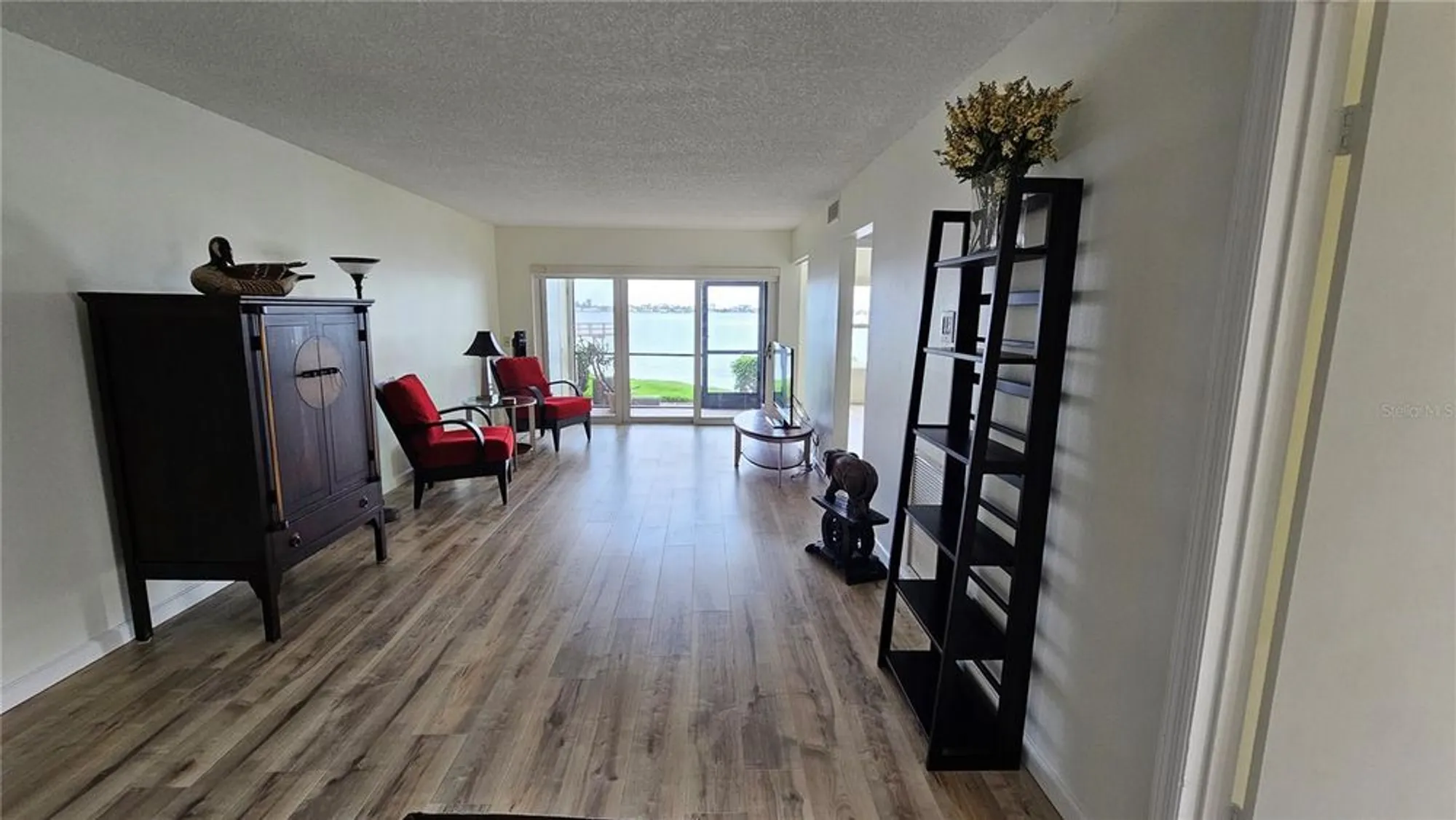 Property Slideshow image 3 of 32 | 6177 sun blvd apt 108, St Petersburg, FL, 33715