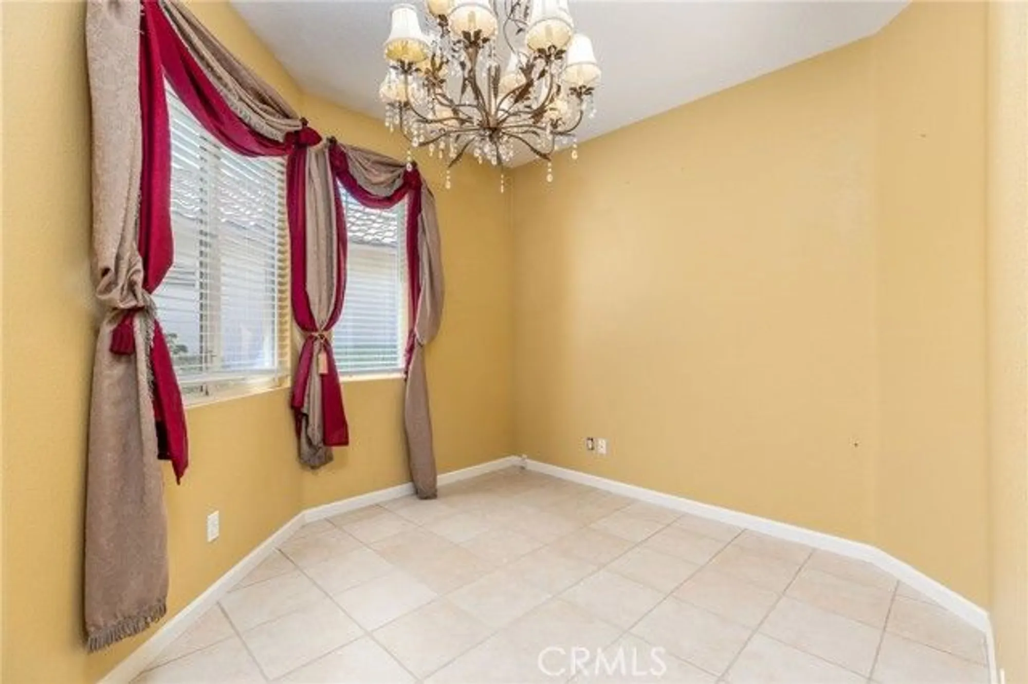 Property Slideshow image 17 of 23 | 4824 oakhurst ave, Banning, CA, 92220