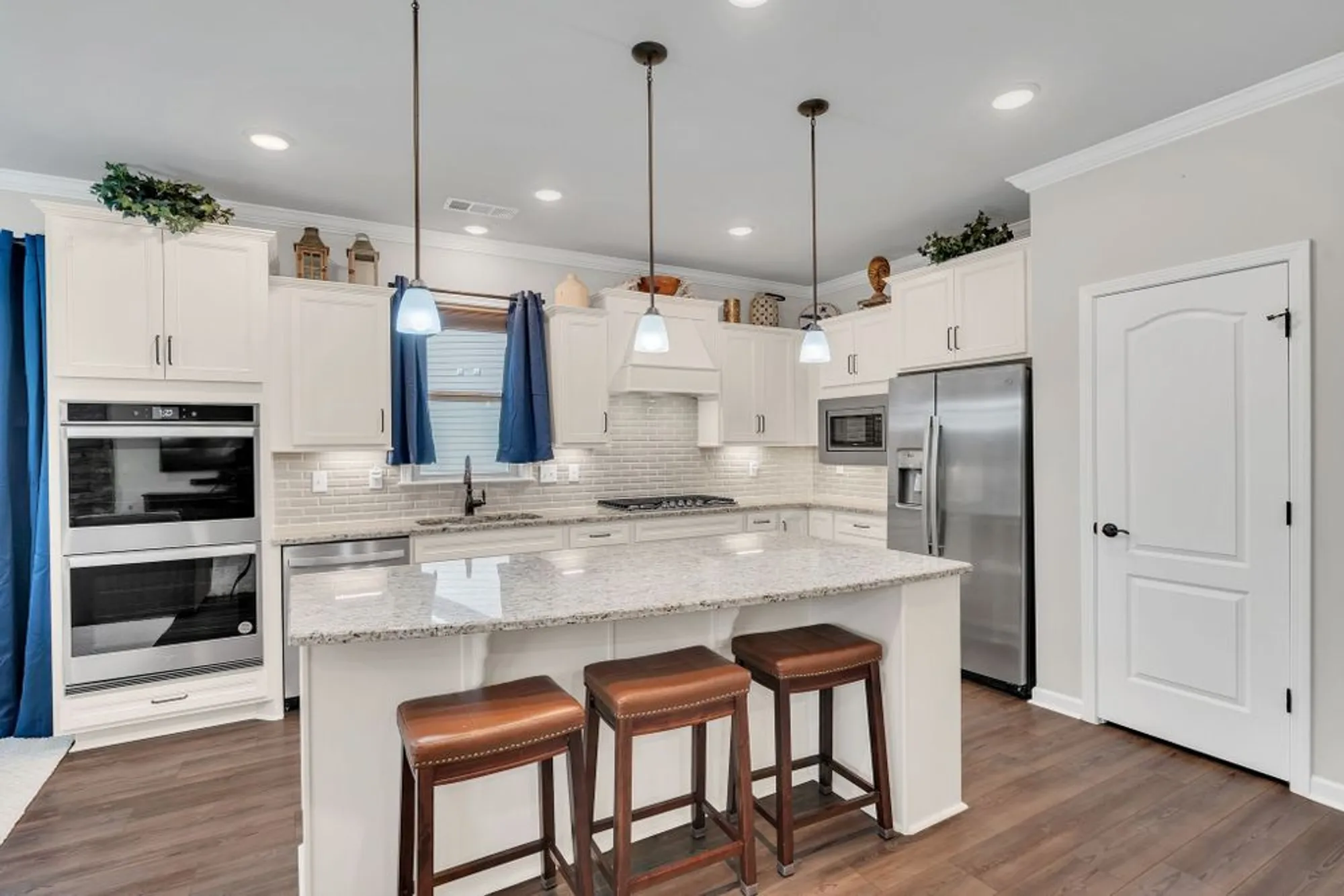 Property Slideshow image 11 of 65 | 2061 hardin pl, Spring Hill, TN, 37174