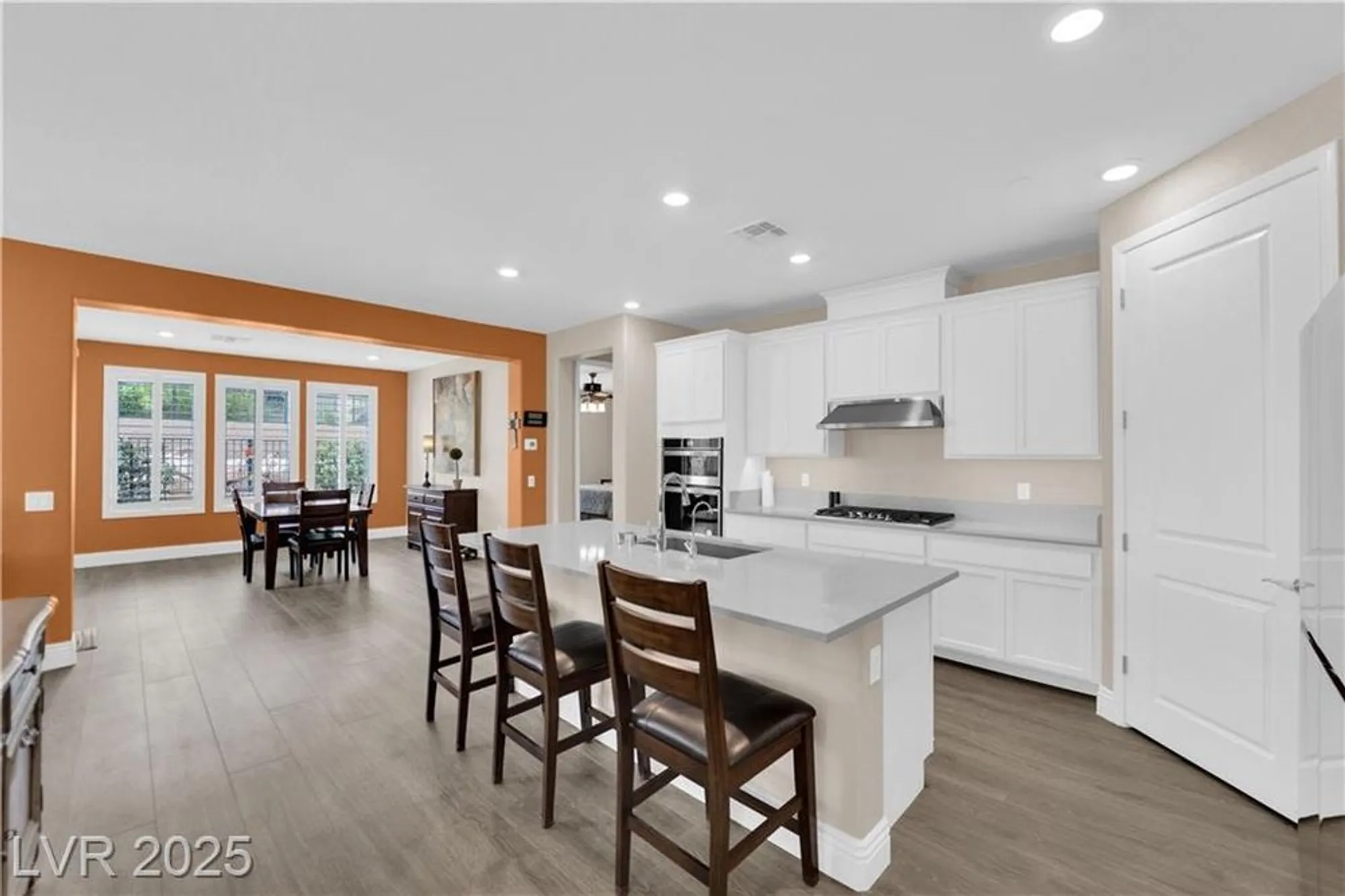 Property Slideshow image 4 of 57 | 11 arid crest ave, Henderson, NV, 89011