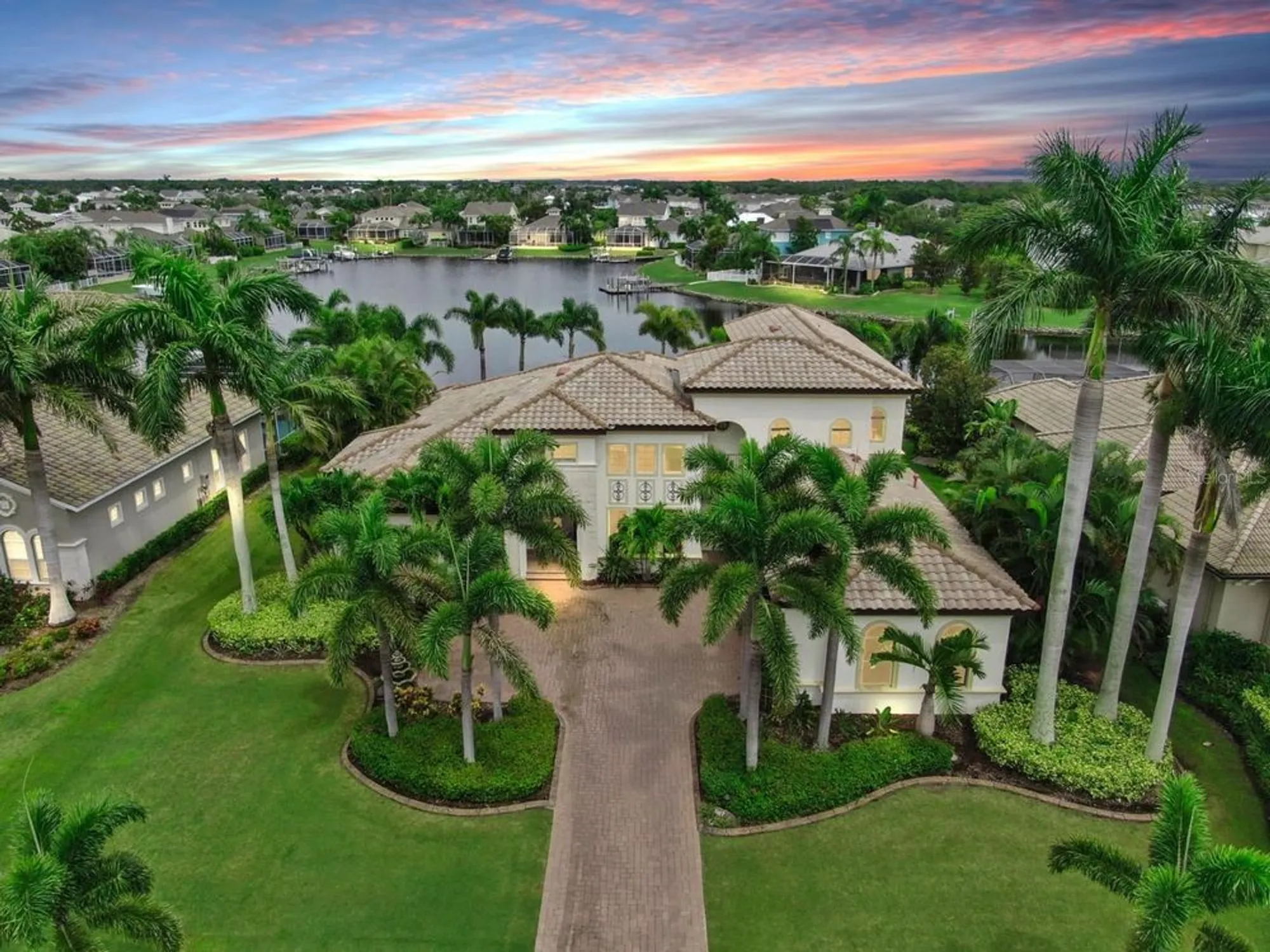 Property Slideshow image 1 of 82 | 5417 tybee island dr, Apollo Beach, FL, 33572