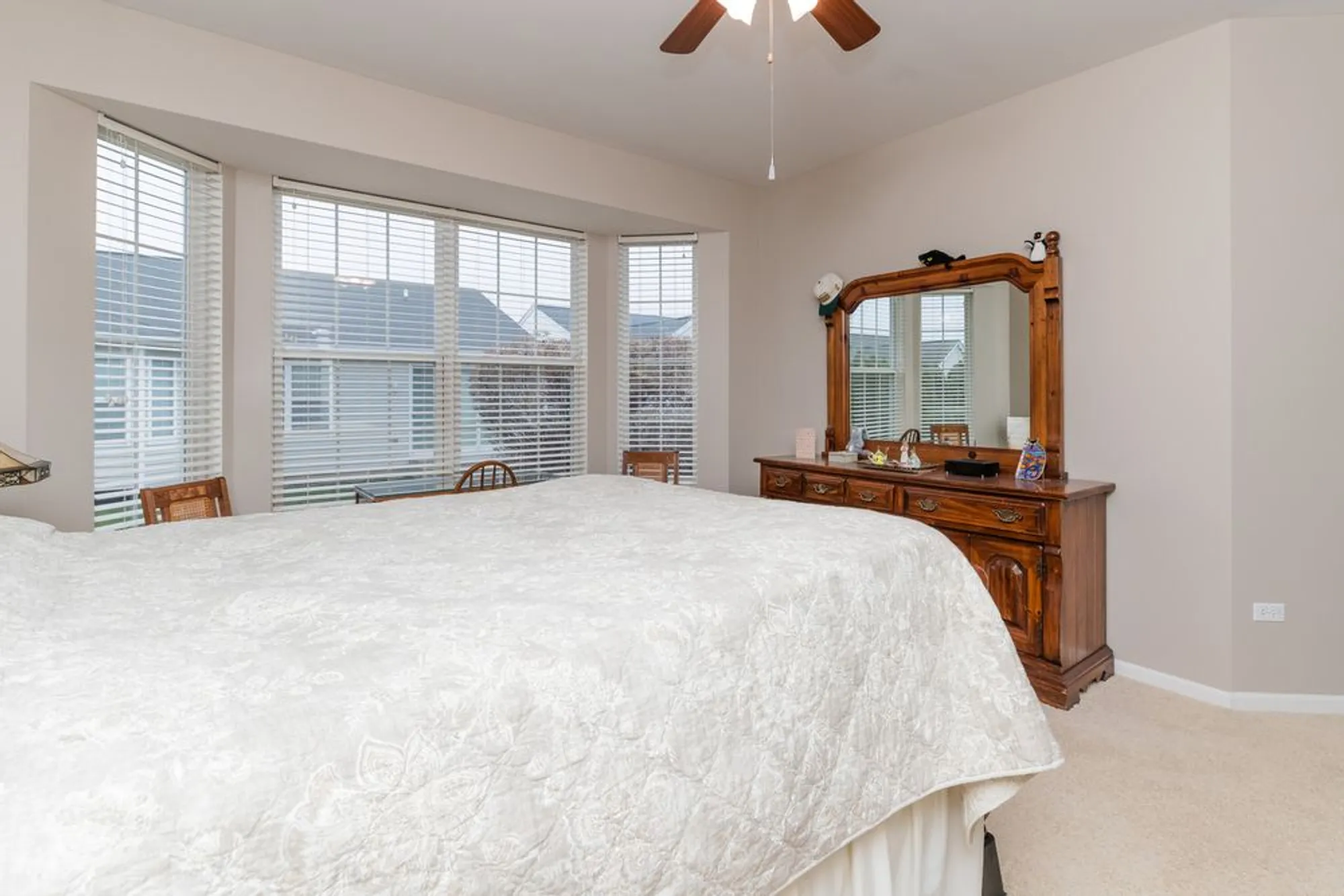 Property Slideshow image 20 of 44 | , Huntley, IL, 60142