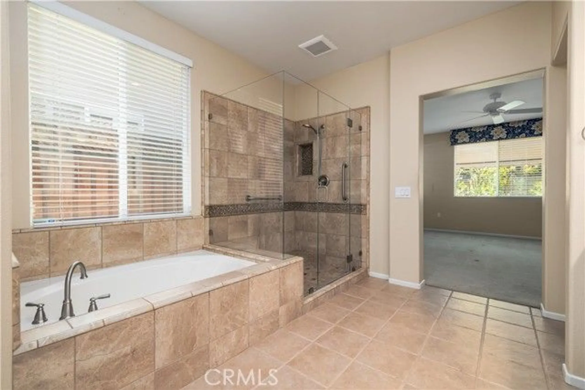 Property Slideshow image 16 of 57 | 39483 almaden cir, Murrieta, CA, 92563
