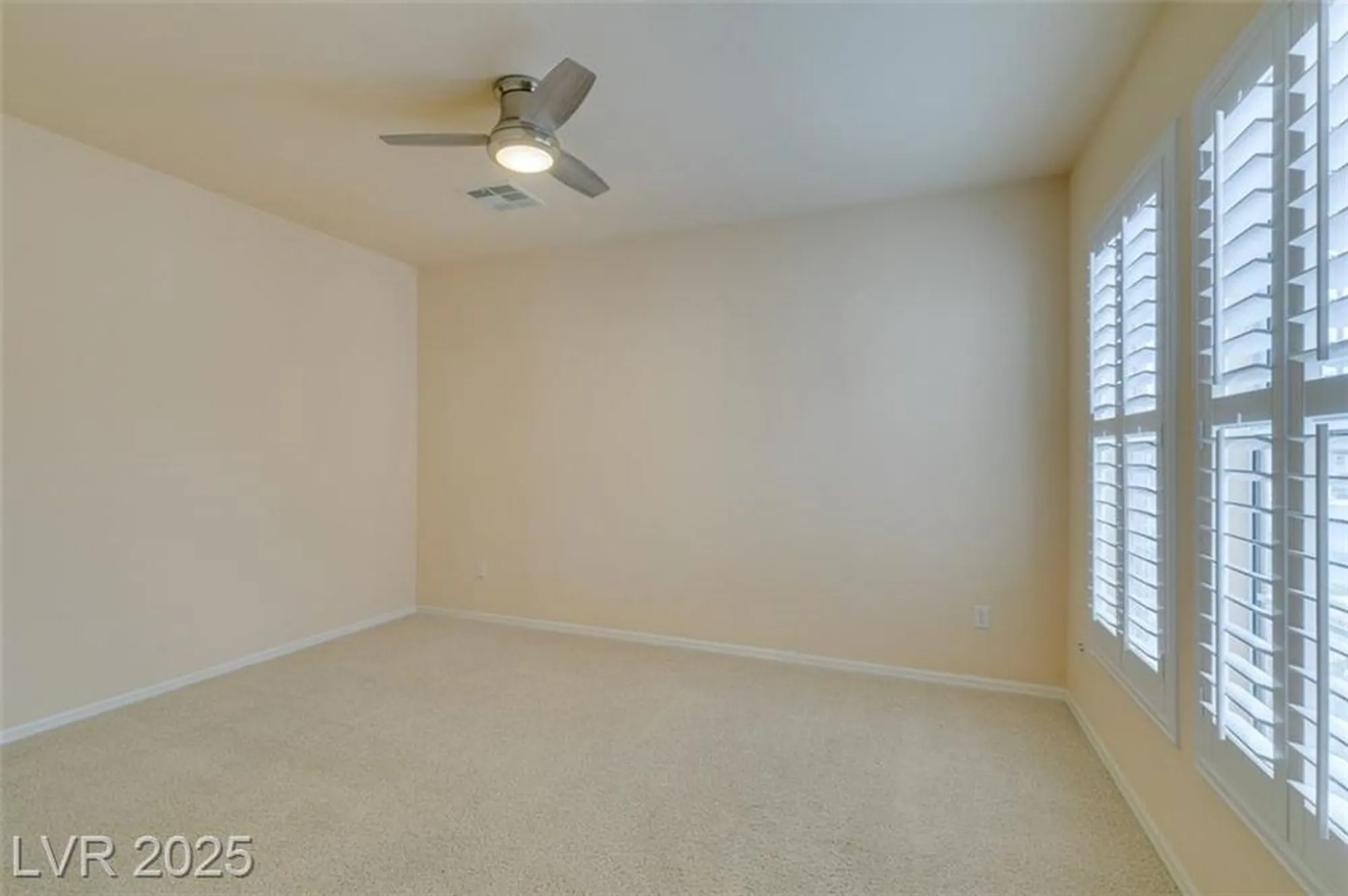Property Slideshow image 38 of 70 | 10606 mandarino ave, Las Vegas, NV, 89135