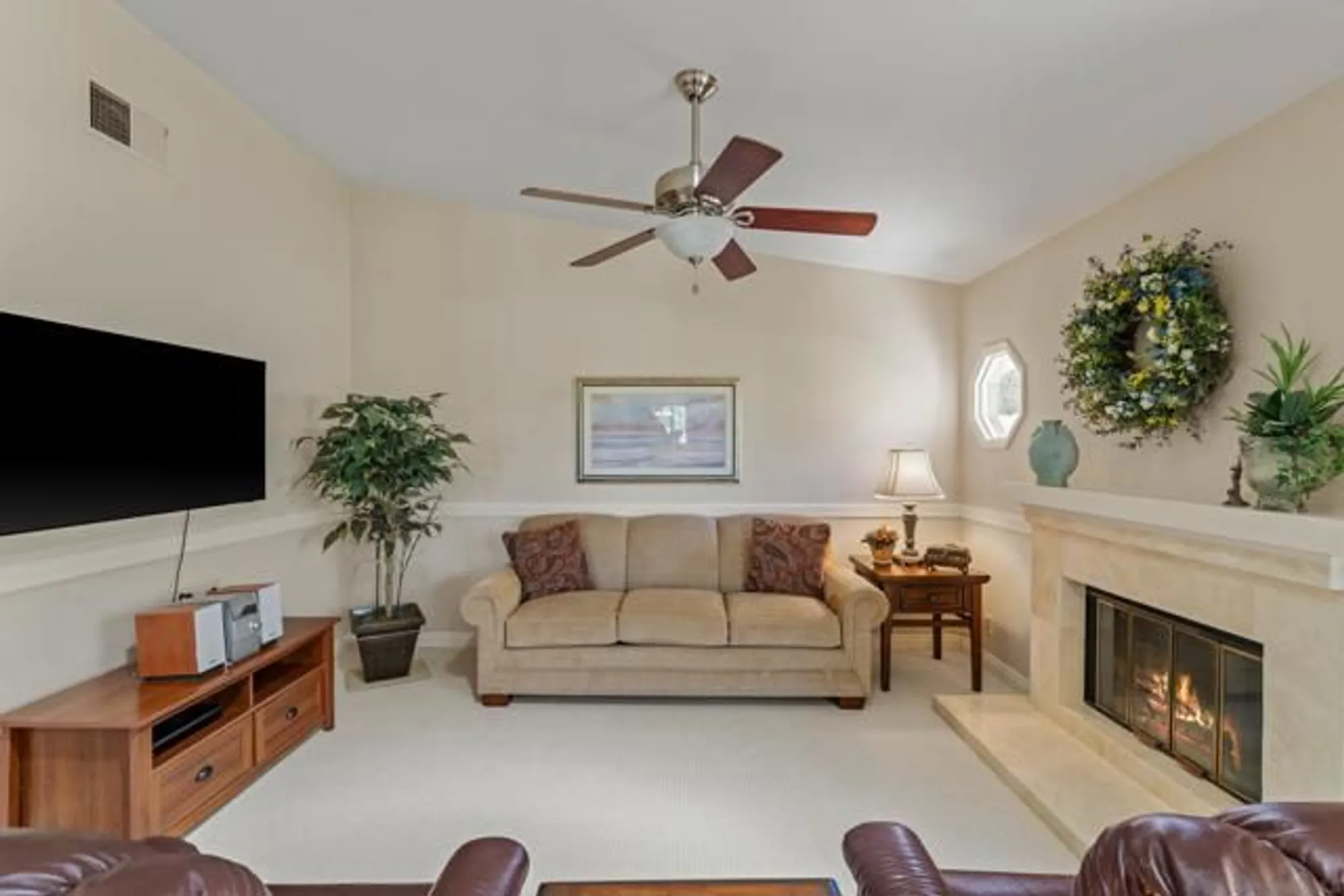 Property Slideshow image 17 of 37 | 18018 calle estepona, San Diego, CA, 92128