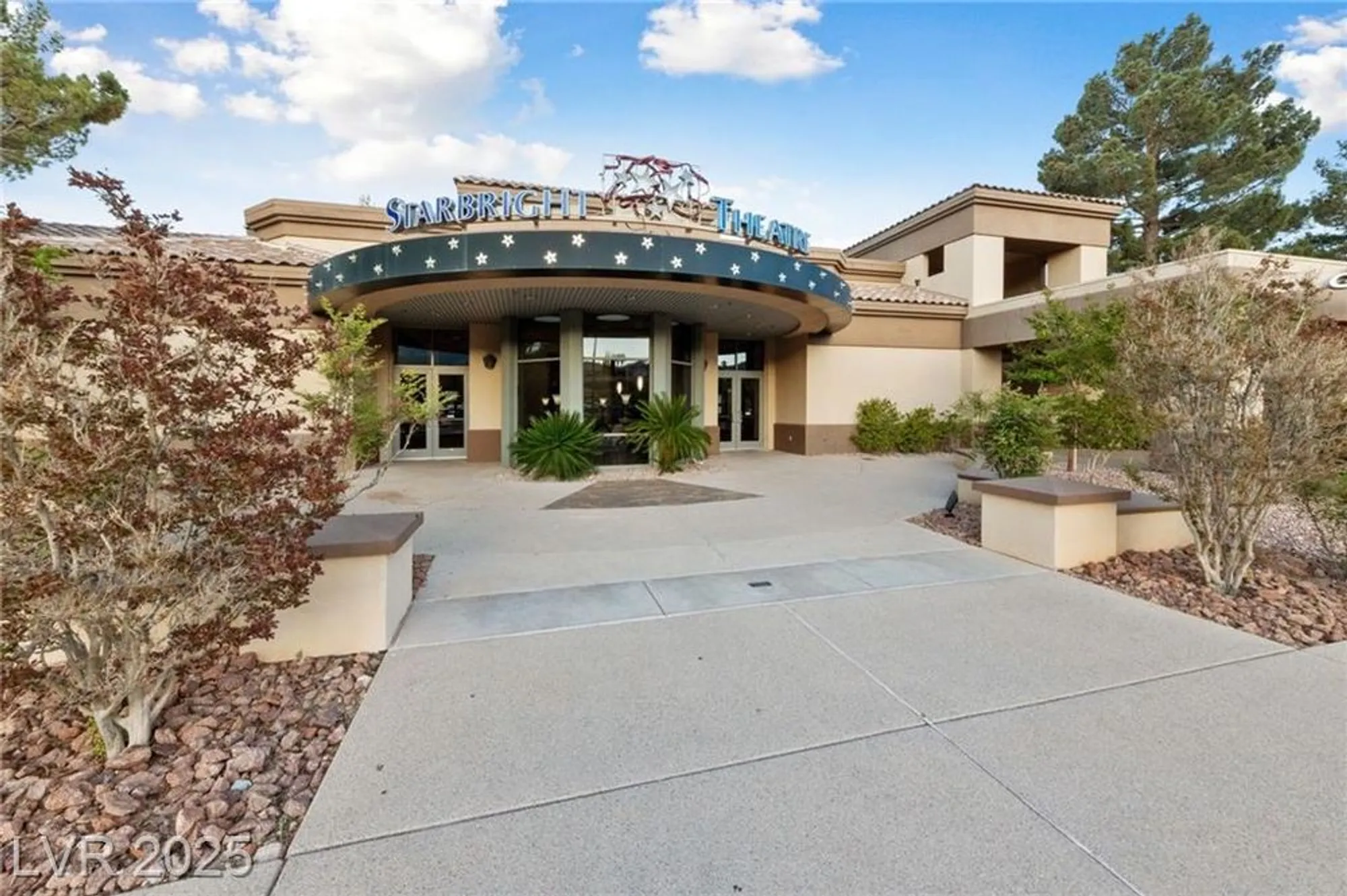 Property Slideshow image 64 of 72 | 2925 lotus hill dr, Las Vegas, NV, 89134