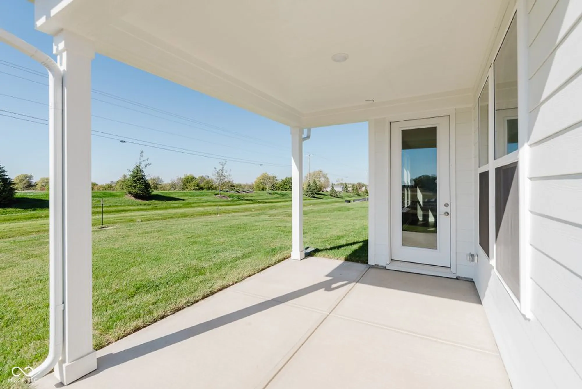 Property Slideshow image 21 of 33 | 774 daisy st, Greenwood, IN, 46143