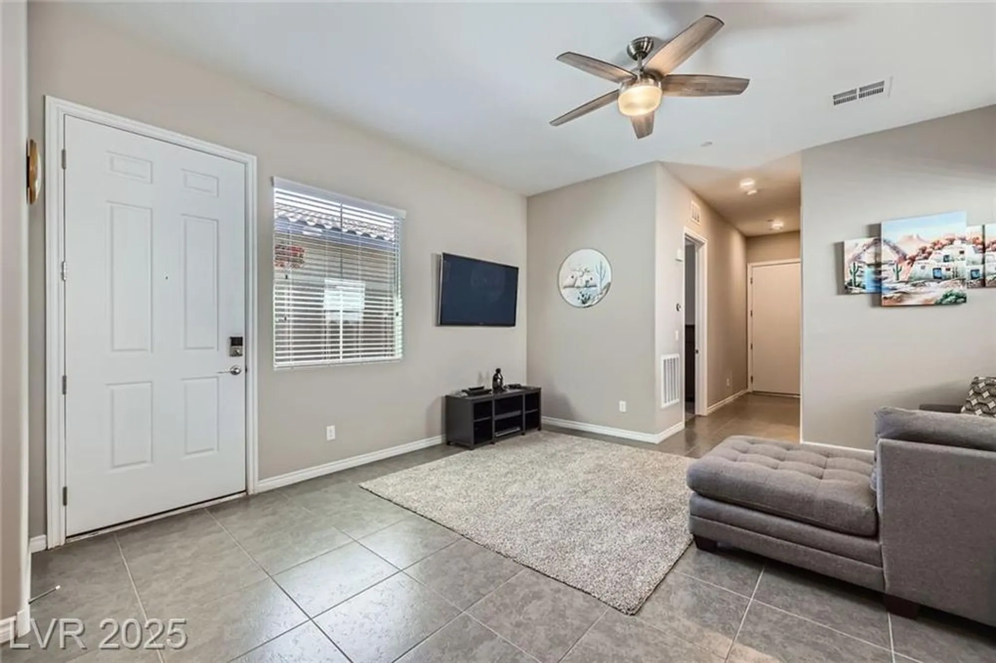 Property Slideshow image 20 of 45 | 800 rosewater dr, Henderson, NV, 89011