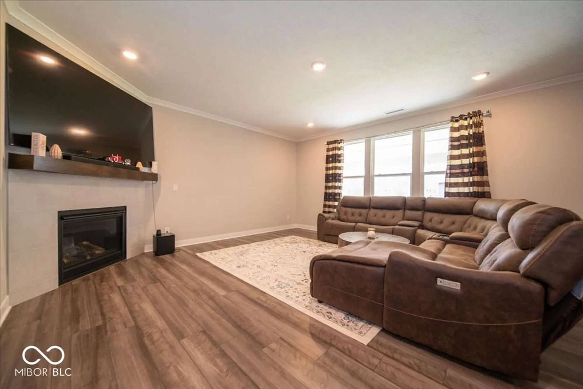 Property Slideshow image 10 of 24 | 3609 merchmont rd, Bargersville, IN, 46106