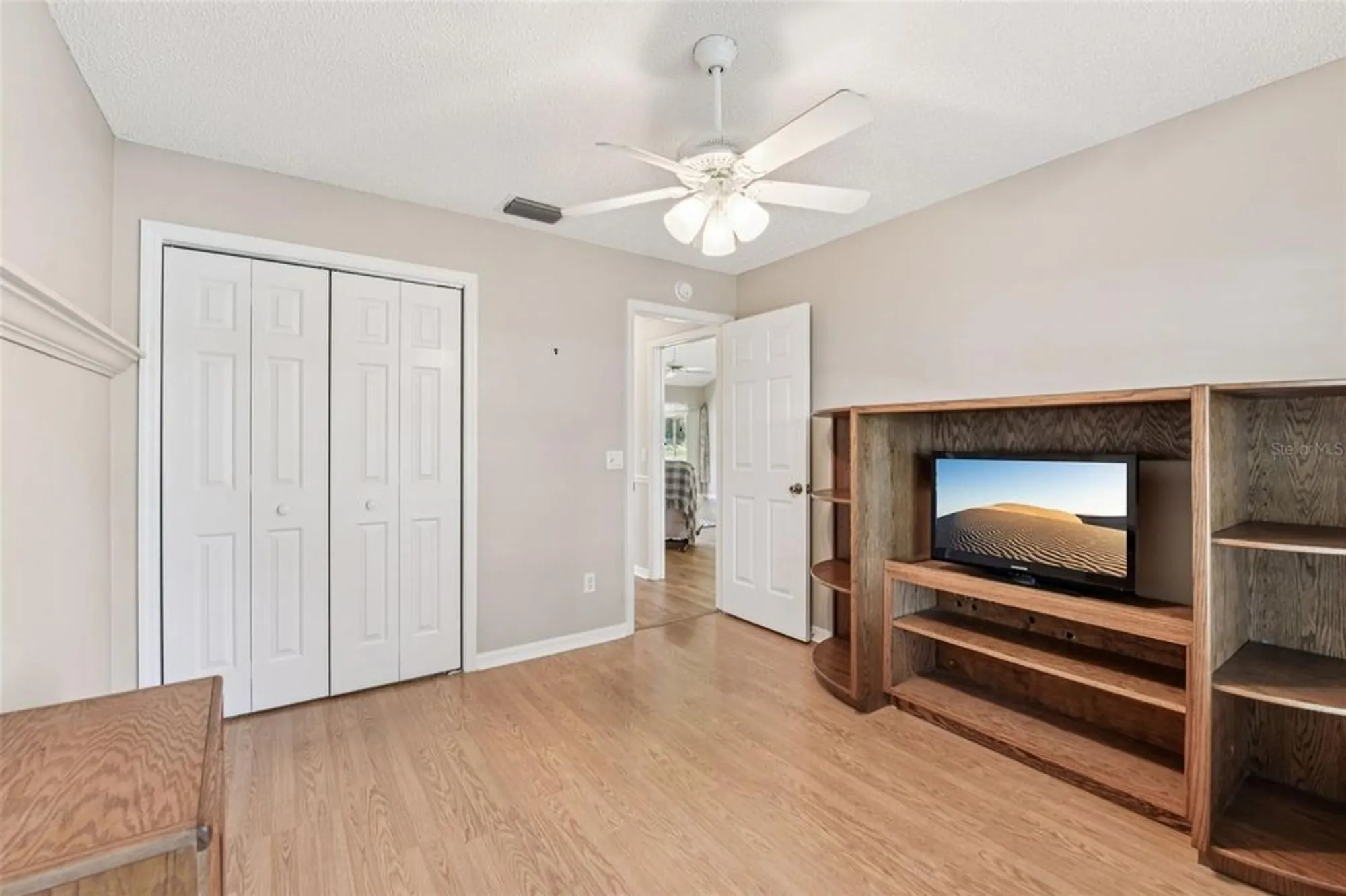 Property Slideshow image 23 of 53 | 516 loma paseo dr, The Villages, FL, 32159
