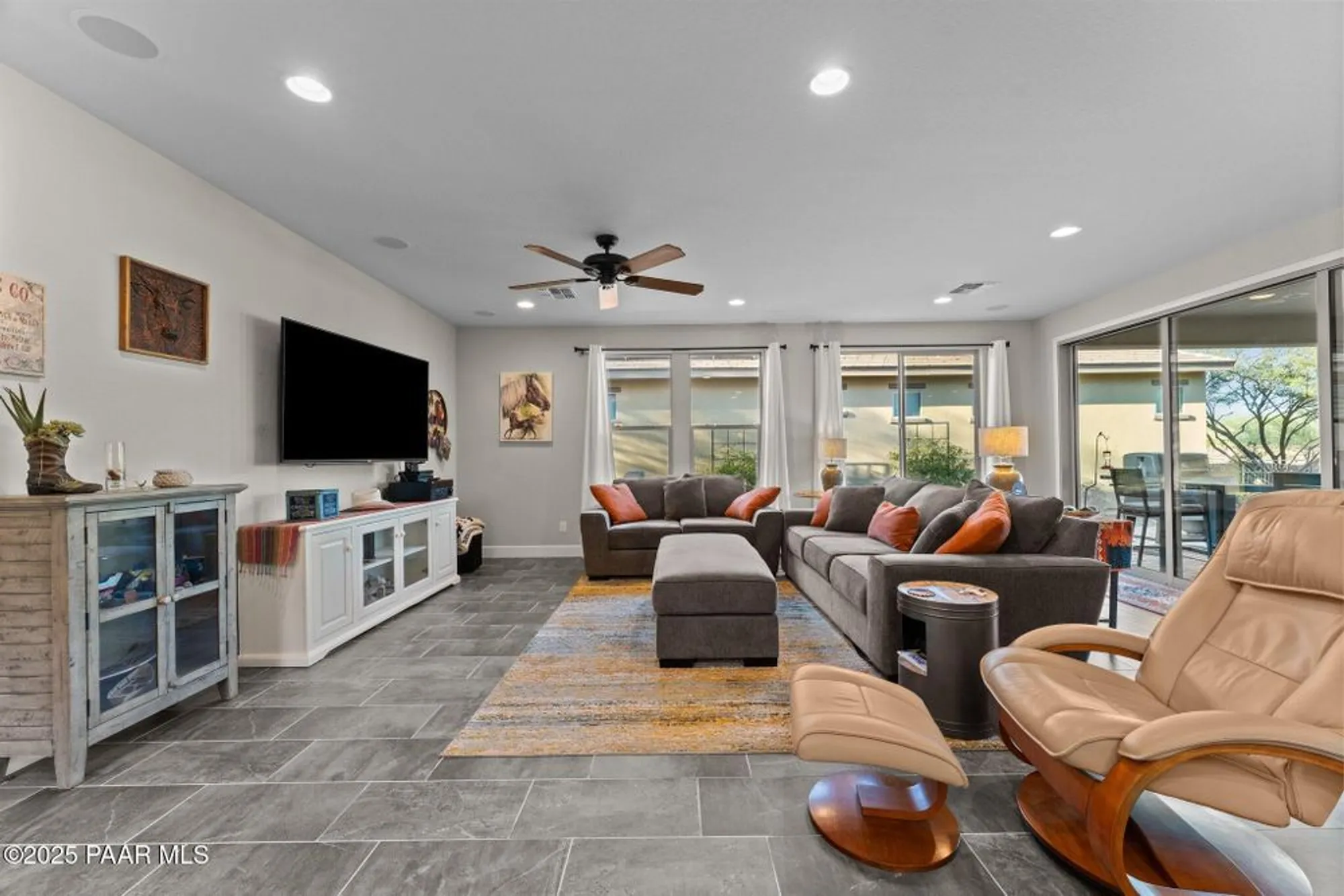 Property Slideshow image 7 of 29 | 4435 covered wagon trl, Wickenburg, AZ, 85390