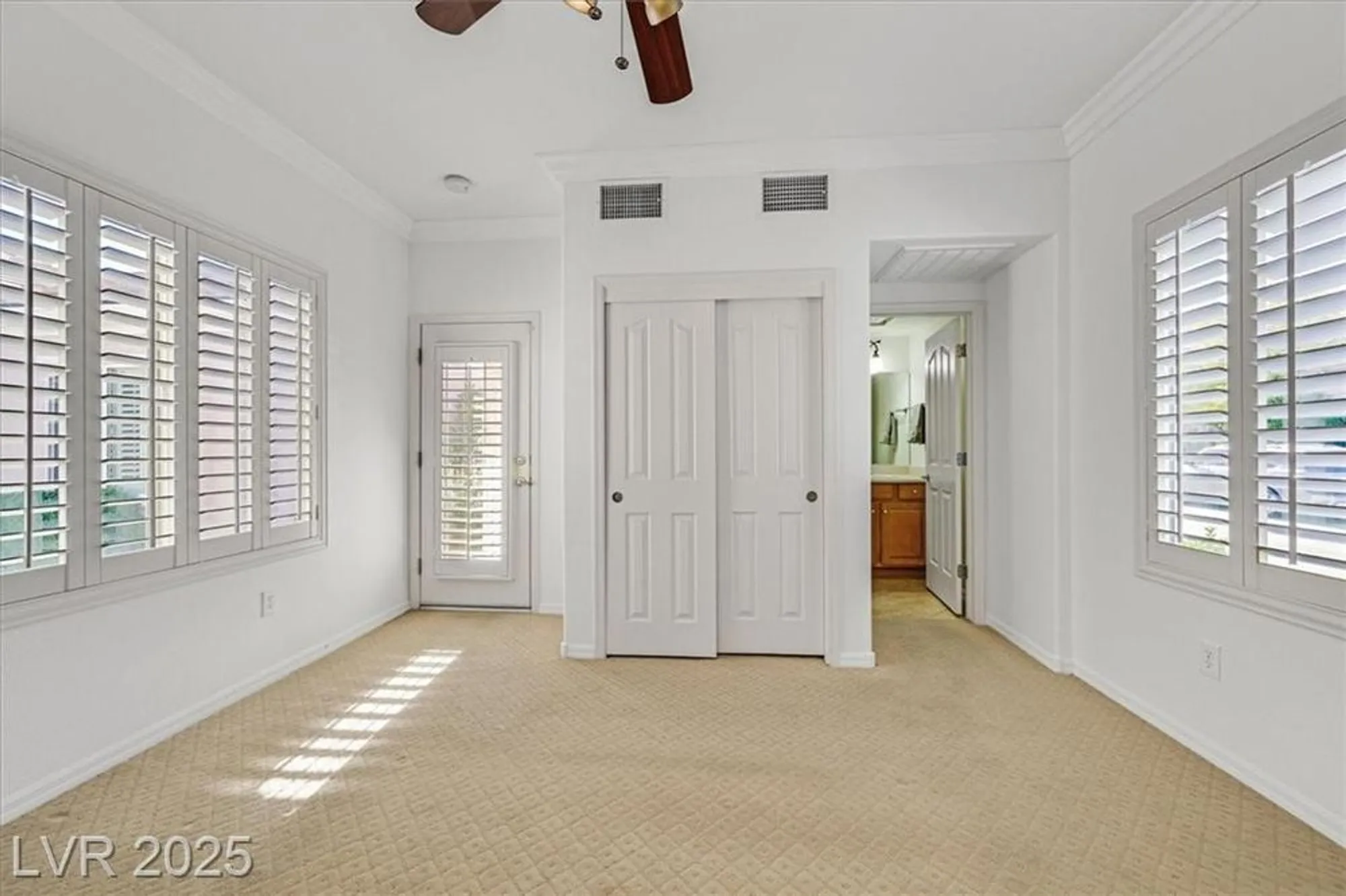 Property Slideshow image 20 of 40 | 2164 sawtooth mountain dr, Henderson, NV, 89044