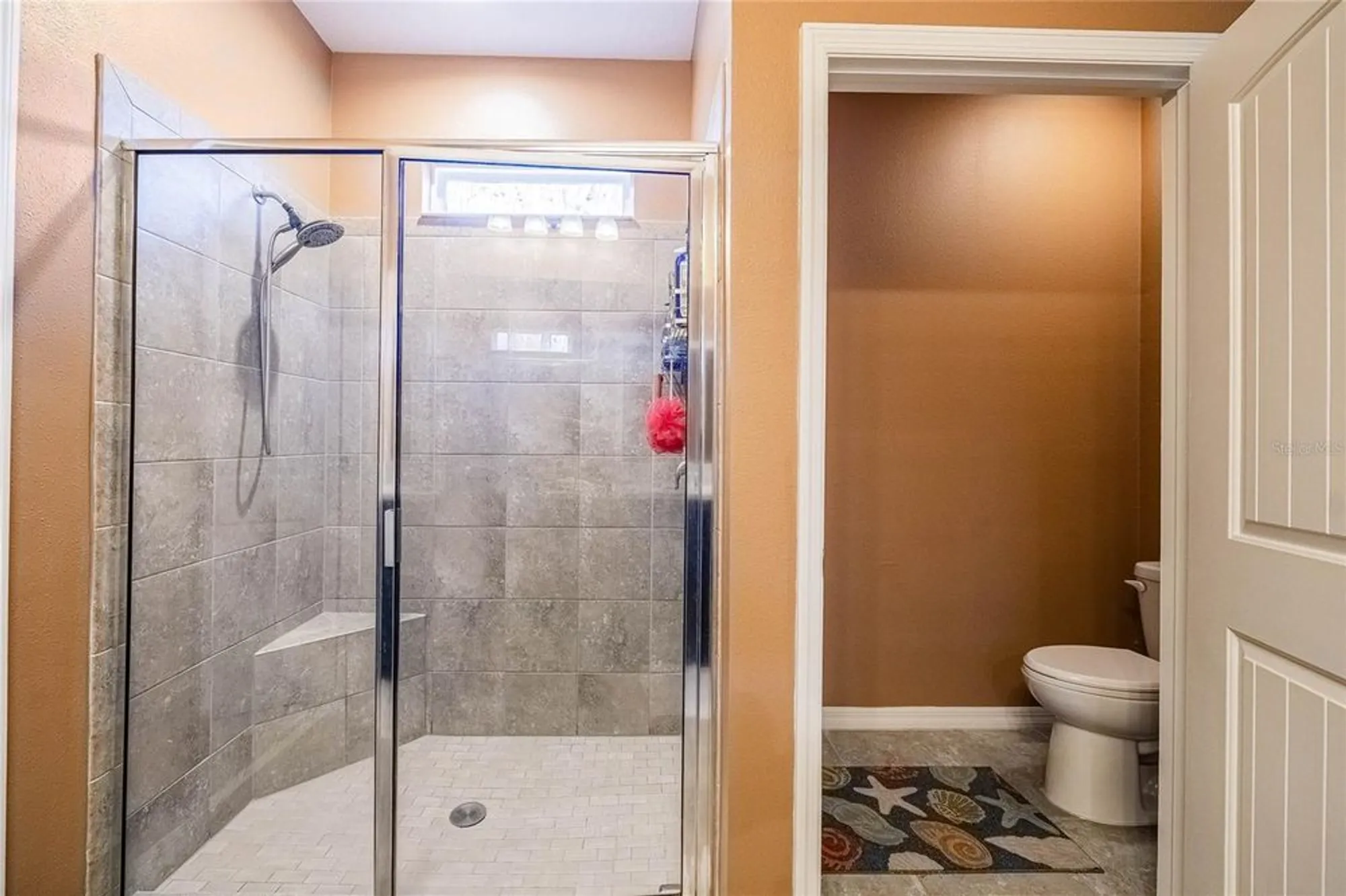 Property Slideshow image 14 of 52 | 2667 canyon crest dr, Lakeland, FL, 33811