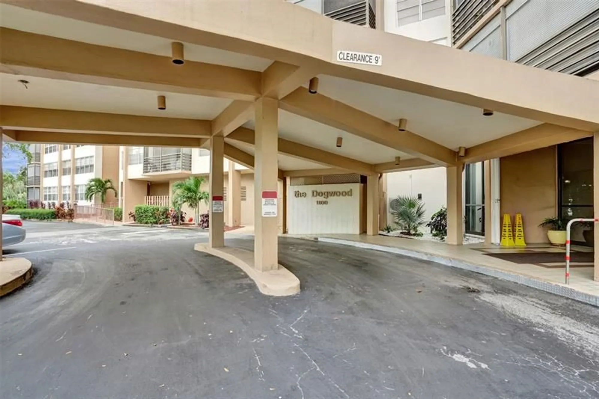 Property Slideshow image 50 of 71 | 1100 saint charles pl 612, Pembroke Pines, FL, 33026