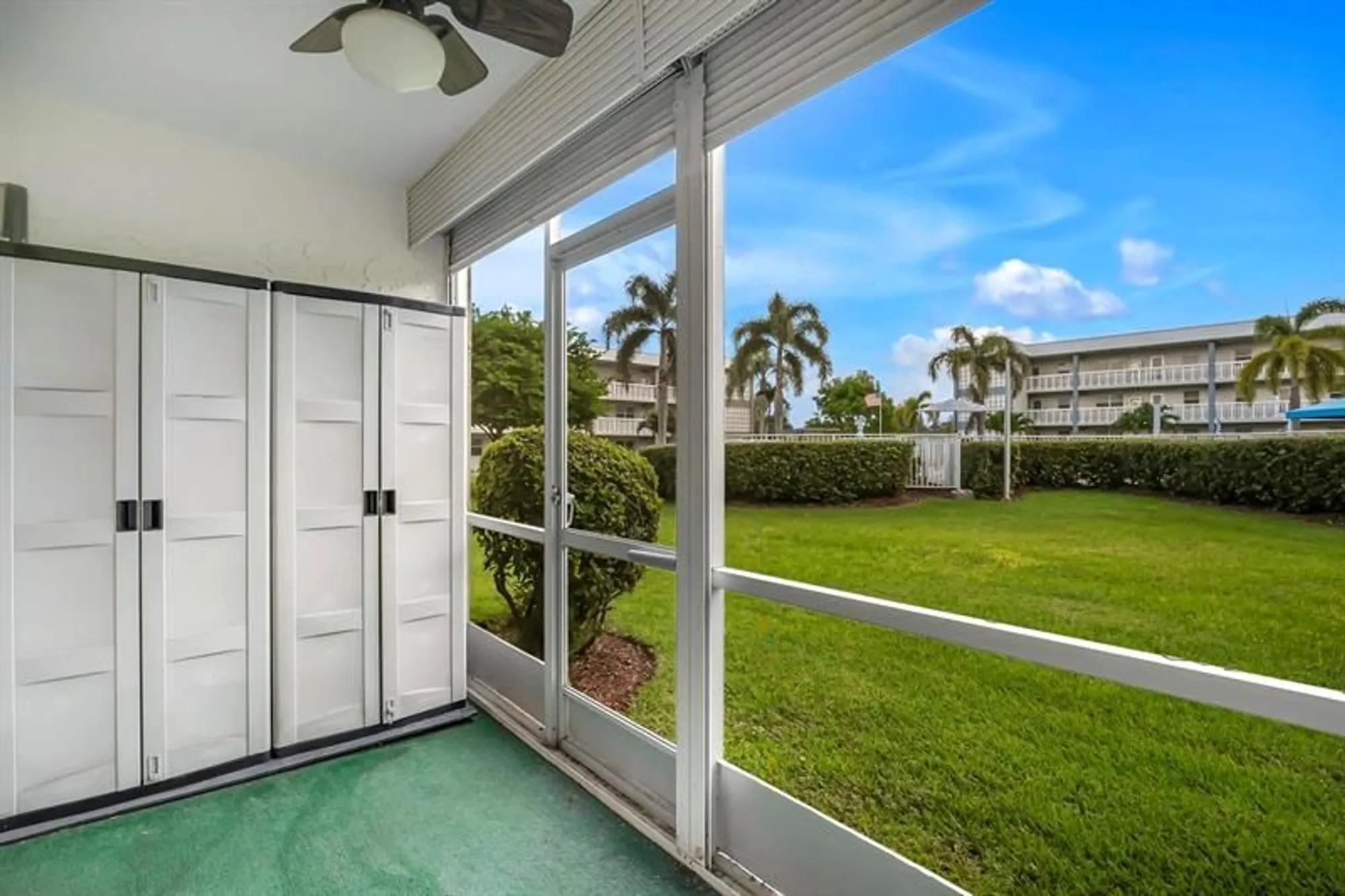 Property Slideshow image 15 of 27 | 9872 marina blvd apt 1417, Boca Raton, FL, 33428