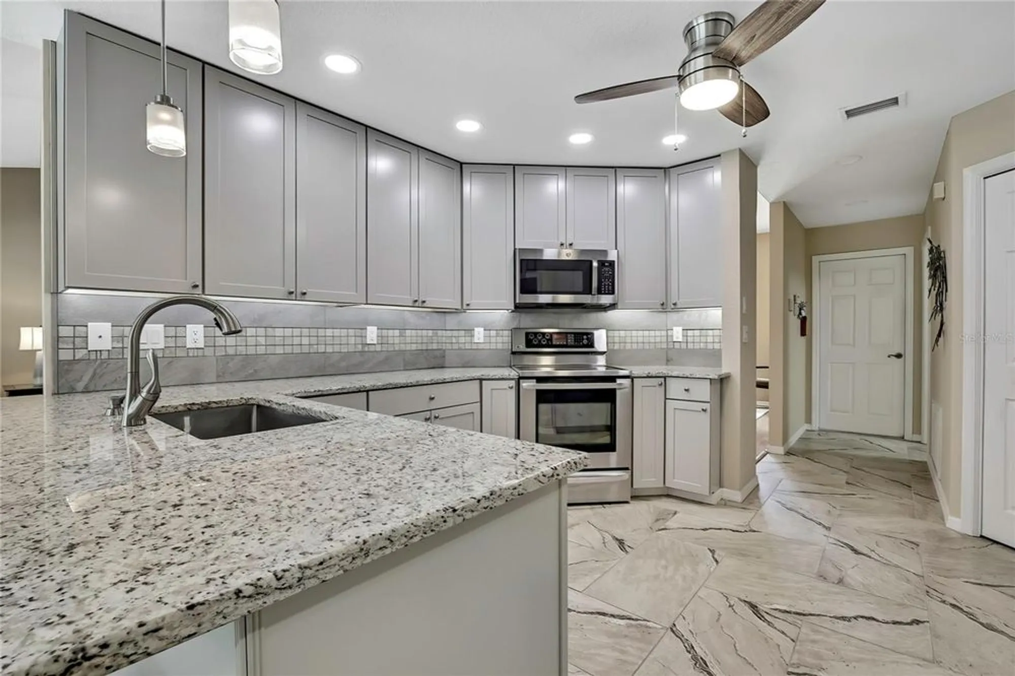 Property Slideshow image 10 of 79 | 9346 southern belle dr, Weeki Wachee, FL, 34613