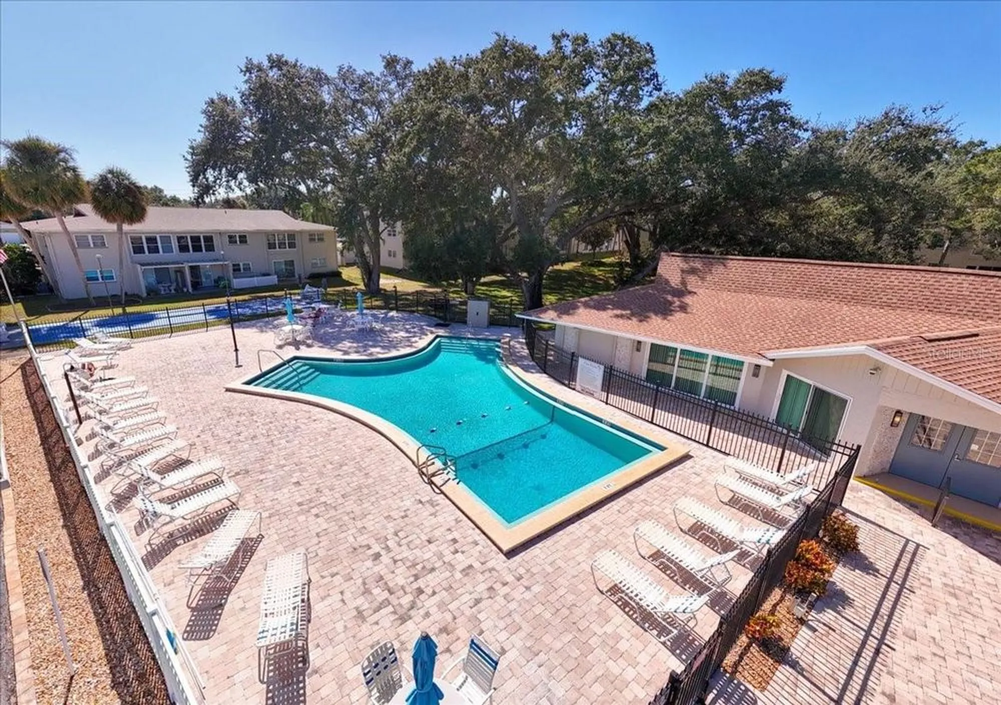 Property Slideshow image 26 of 37 | 821 patricia ave 202, Dunedin, FL, 34698
