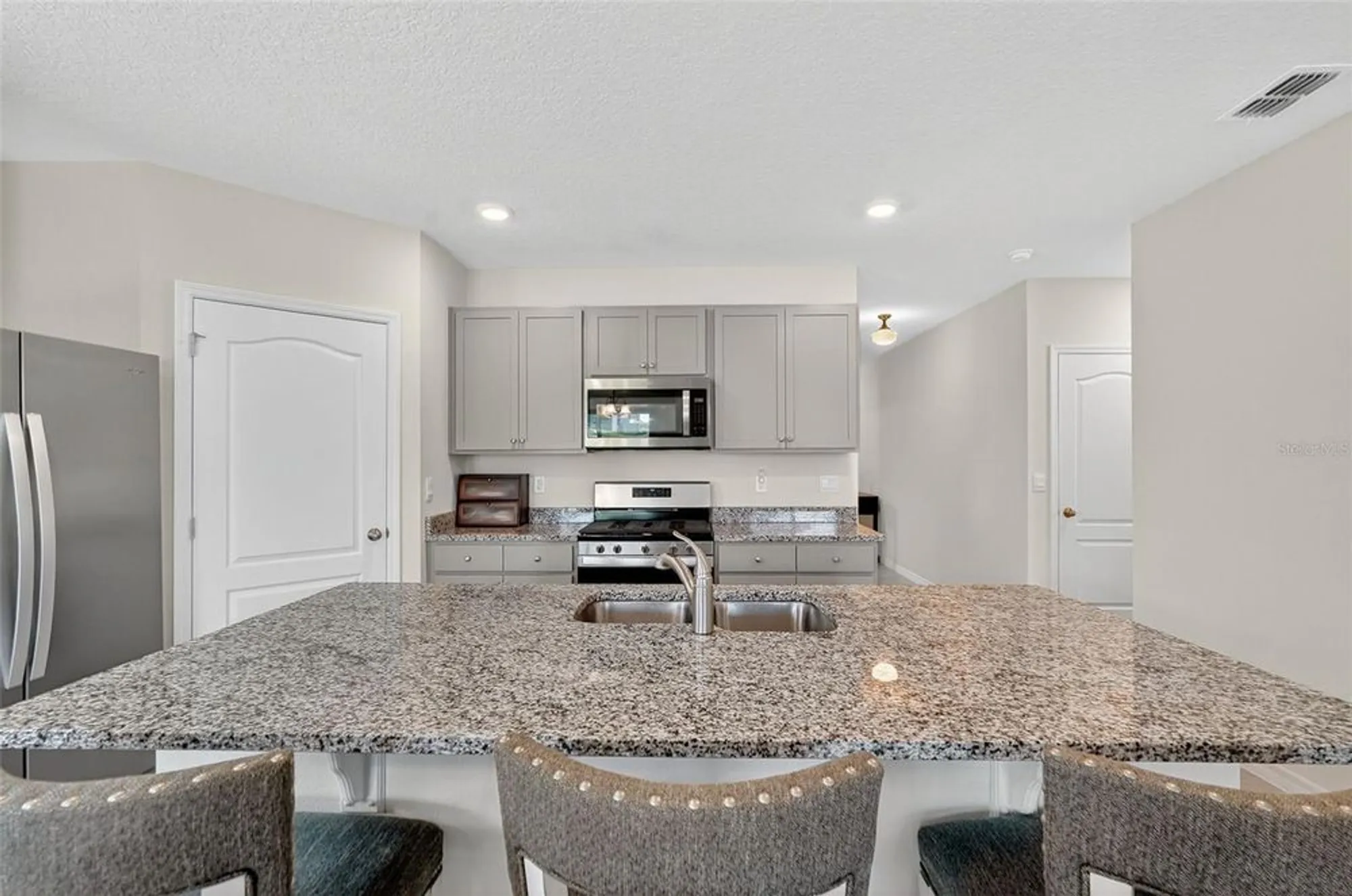 Property Slideshow image 31 of 60 | 28026 cypress springs loop, Okahumpka, FL, 34762