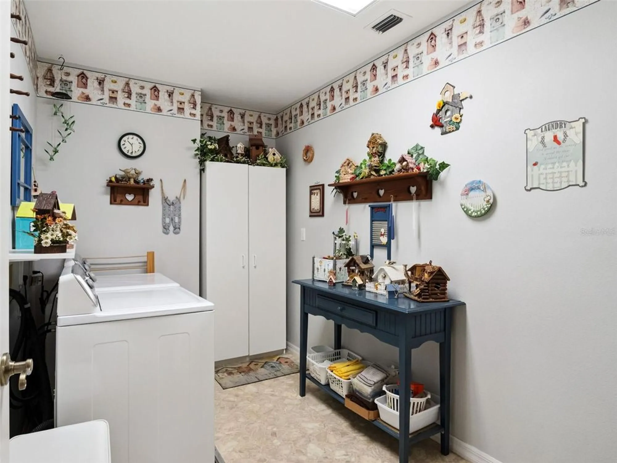 Property Slideshow image 20 of 86 | 5609 rosewall cir, Leesburg, FL, 34748