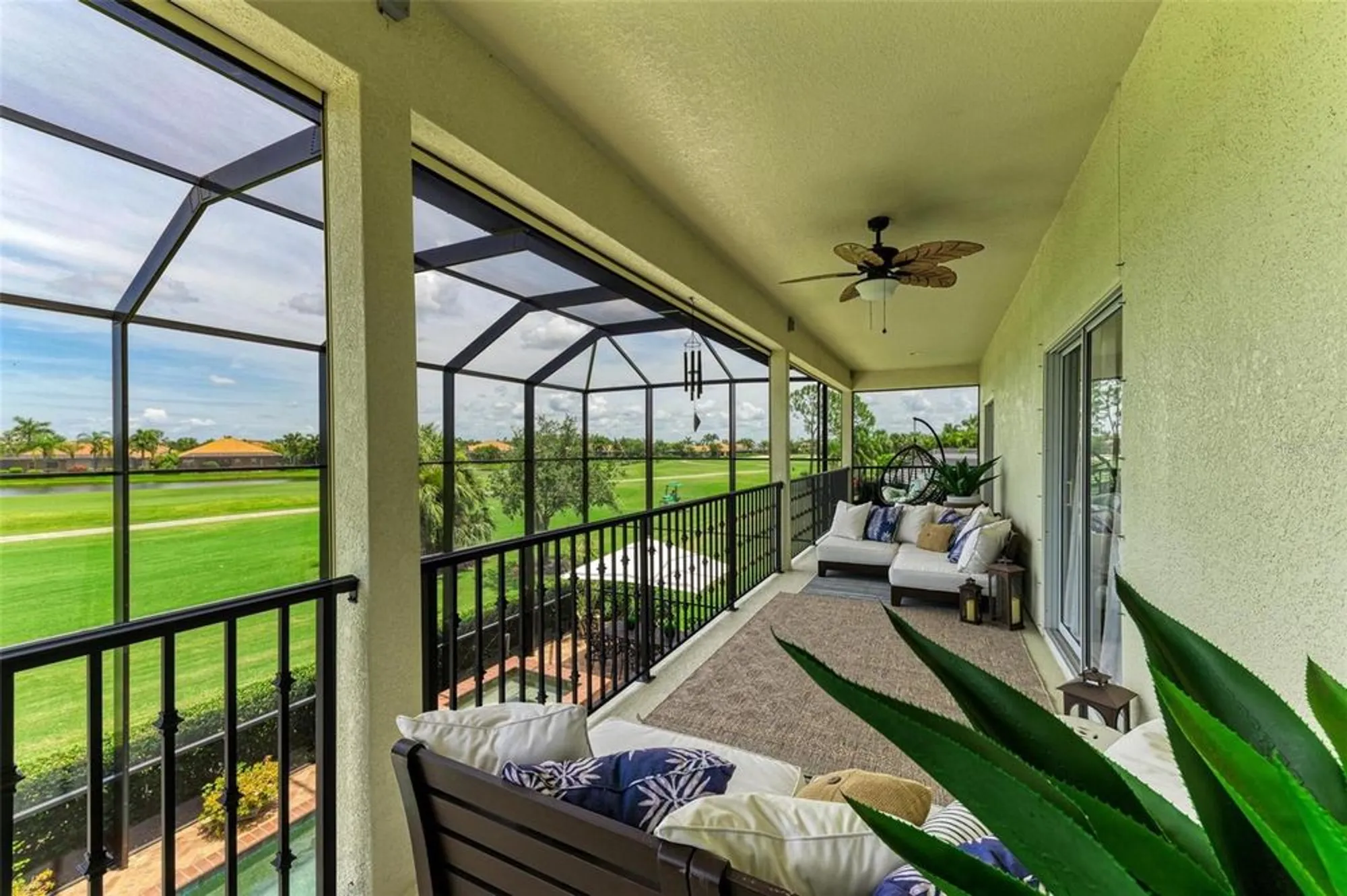 Property Slideshow image 50 of 94 | 7805 heritage grand pl, Bradenton, FL, 34212