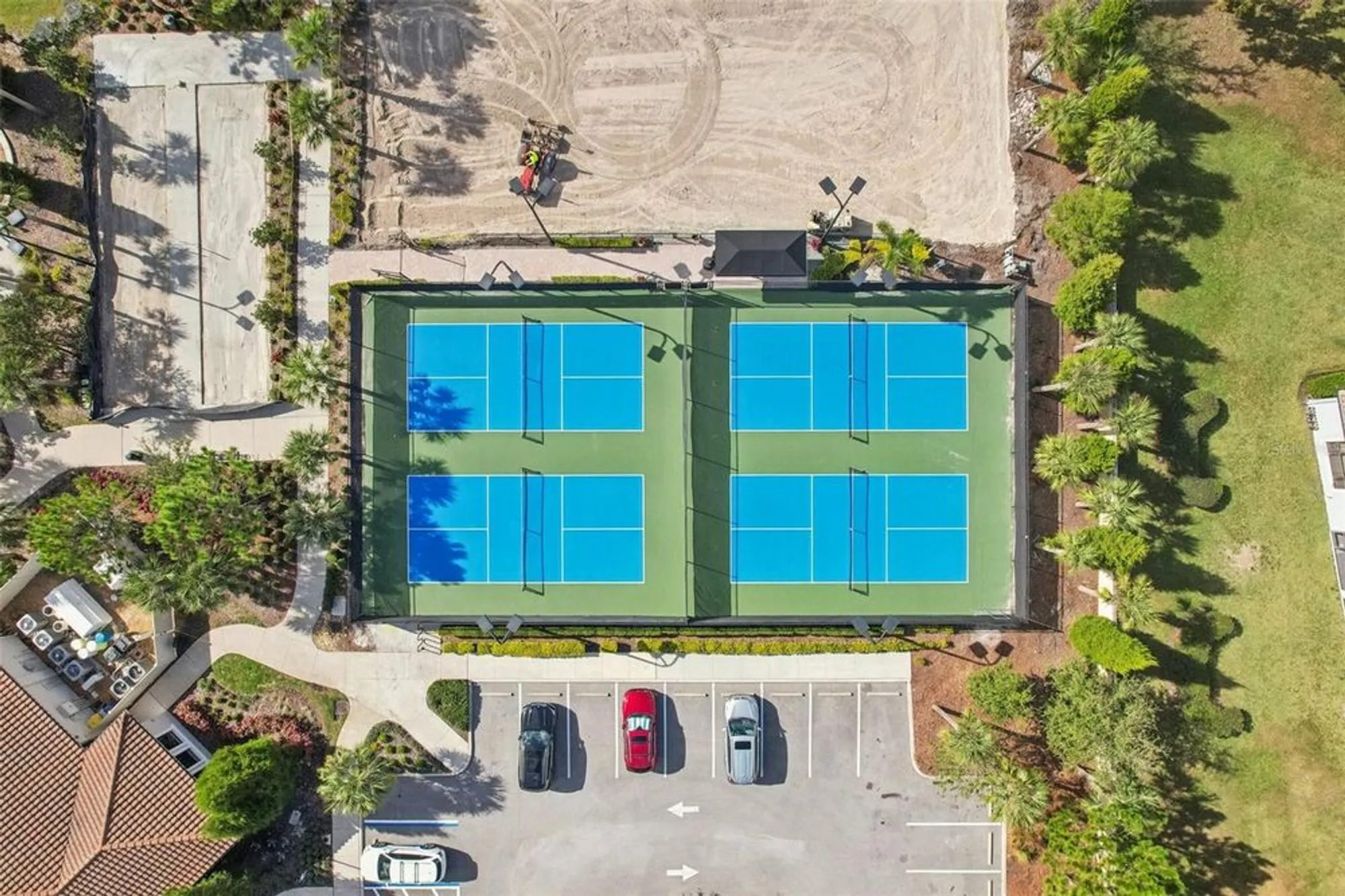 Property Slideshow image 26 of 31 | 8433 alberata vista dr, Tampa, FL, 33647