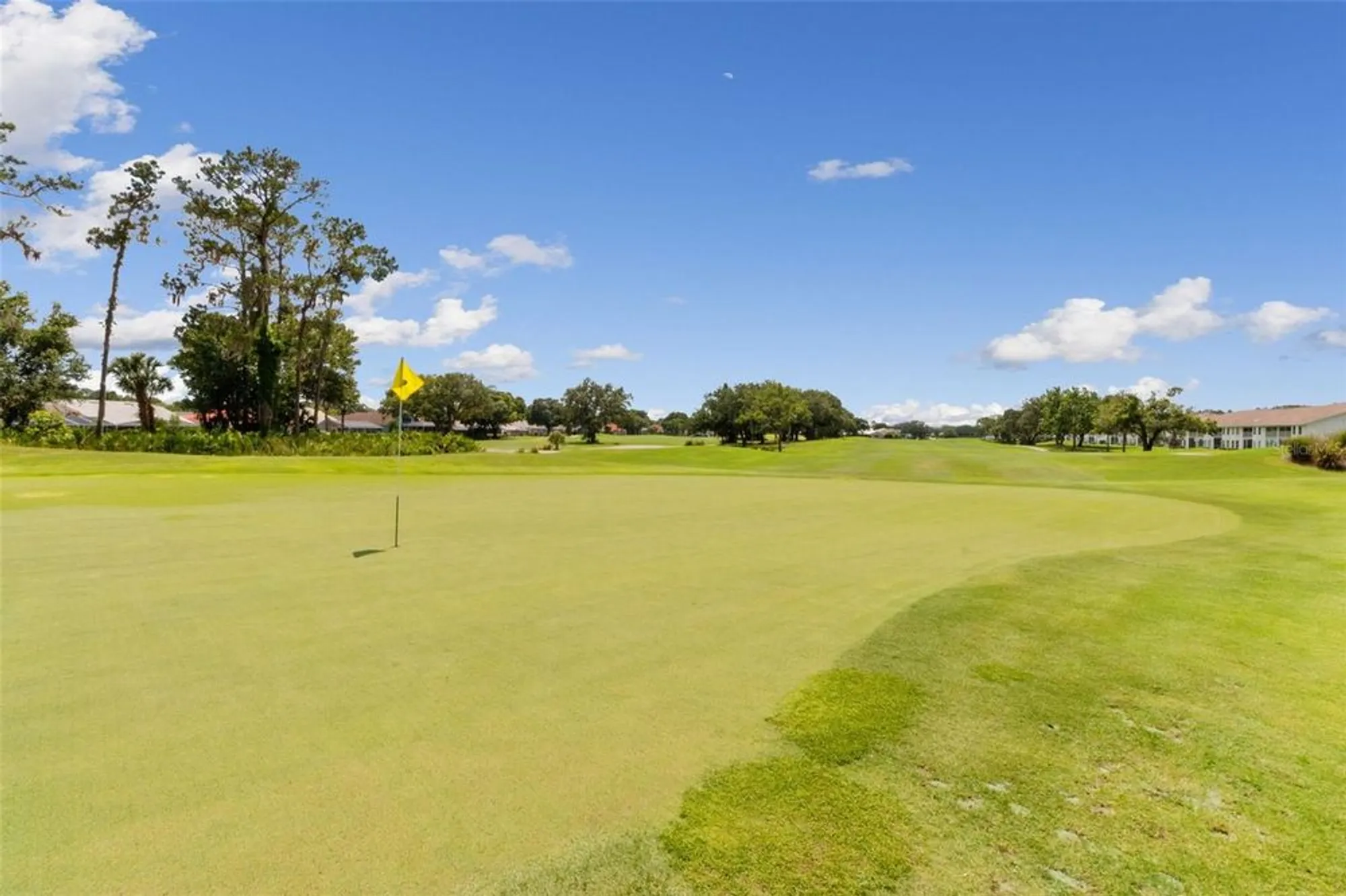 Property Slideshow image 43 of 58 | 6908 drewrys blf 712, Bradenton, FL, 34203