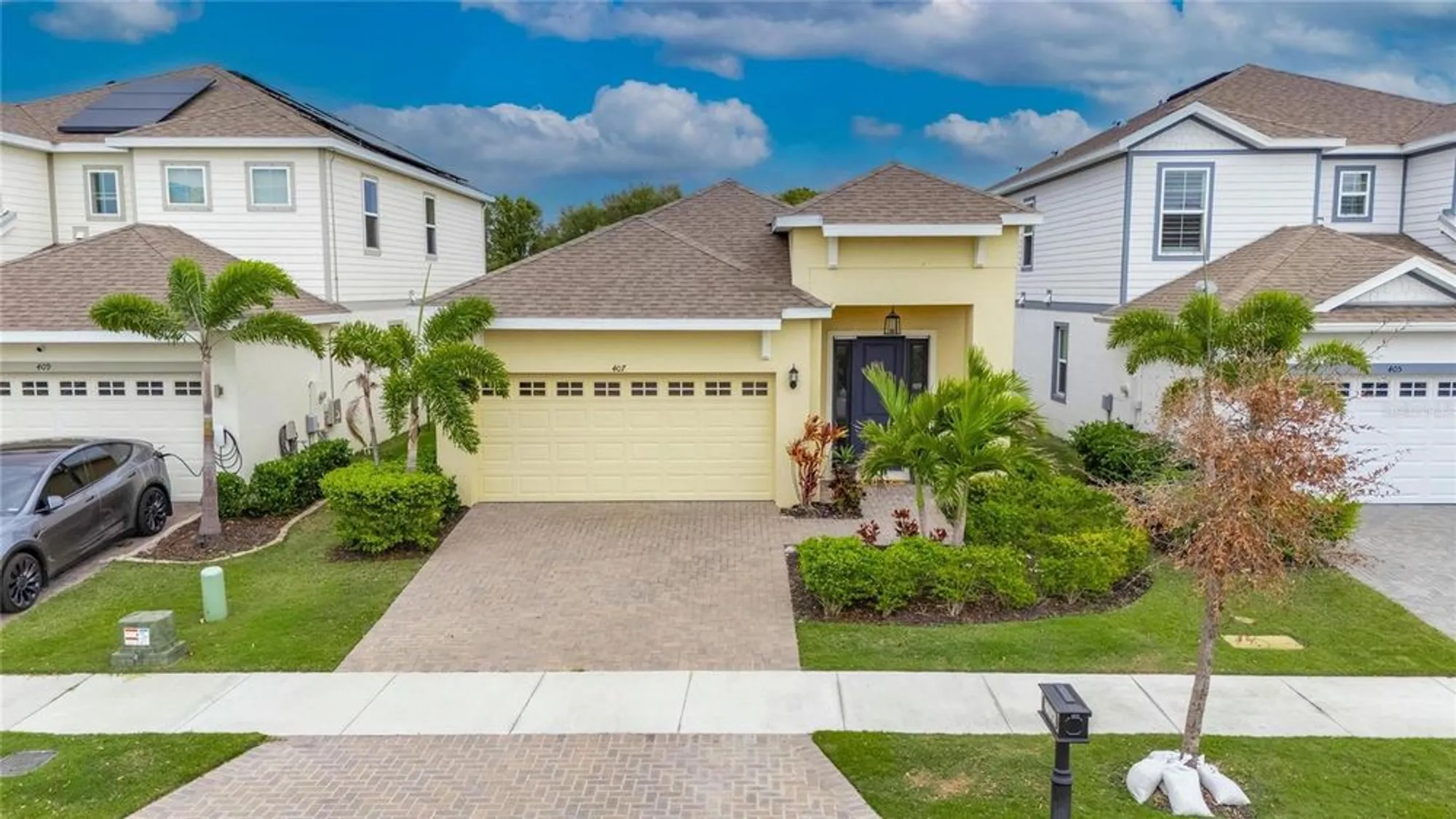 Property Slideshow image 62 of 87 | 407 sandsend ct, Apollo Beach, FL, 33572