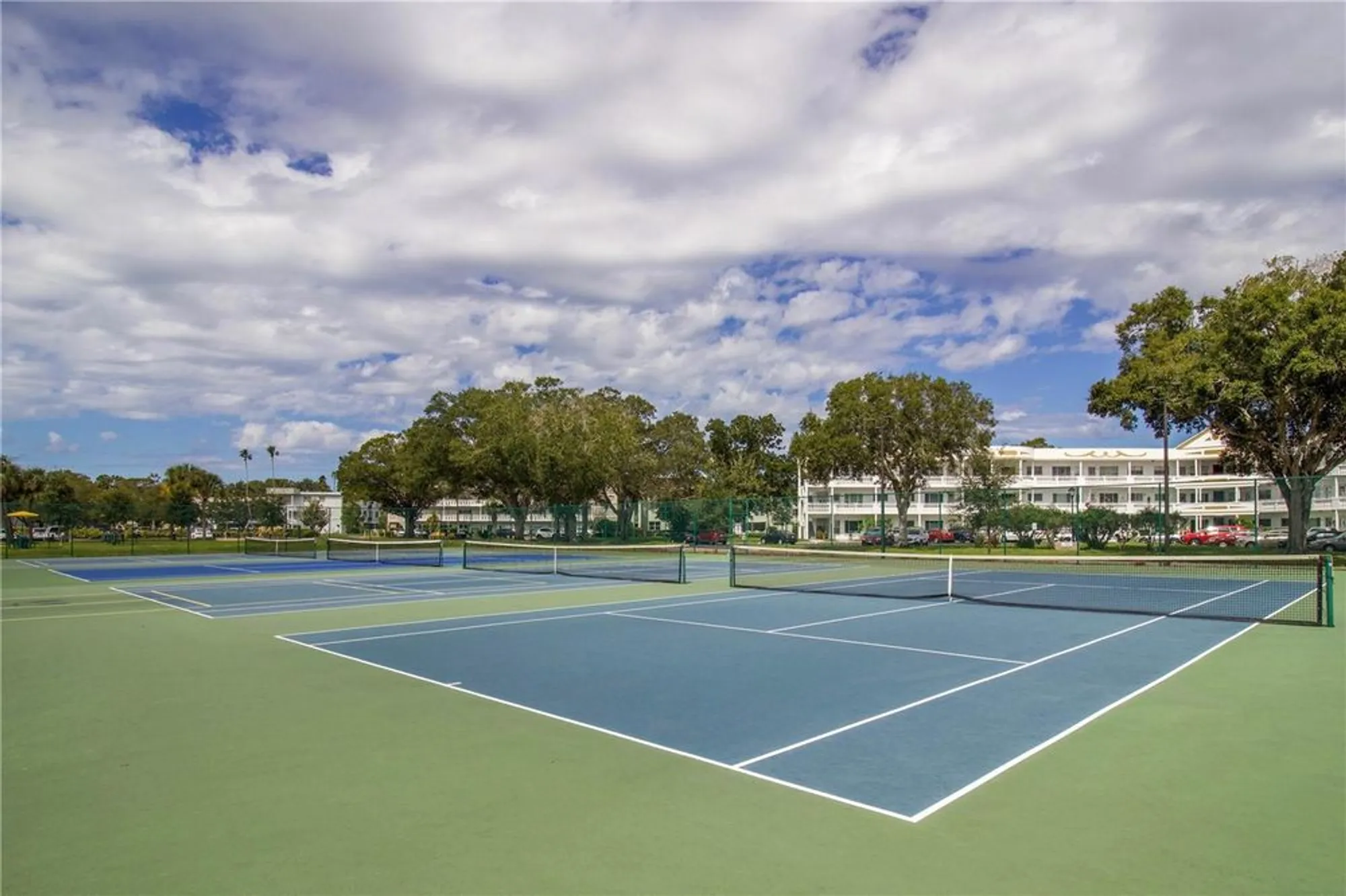 Property Slideshow image 36 of 40 | 2455 finlandia ln 39, Clearwater, FL, 33763