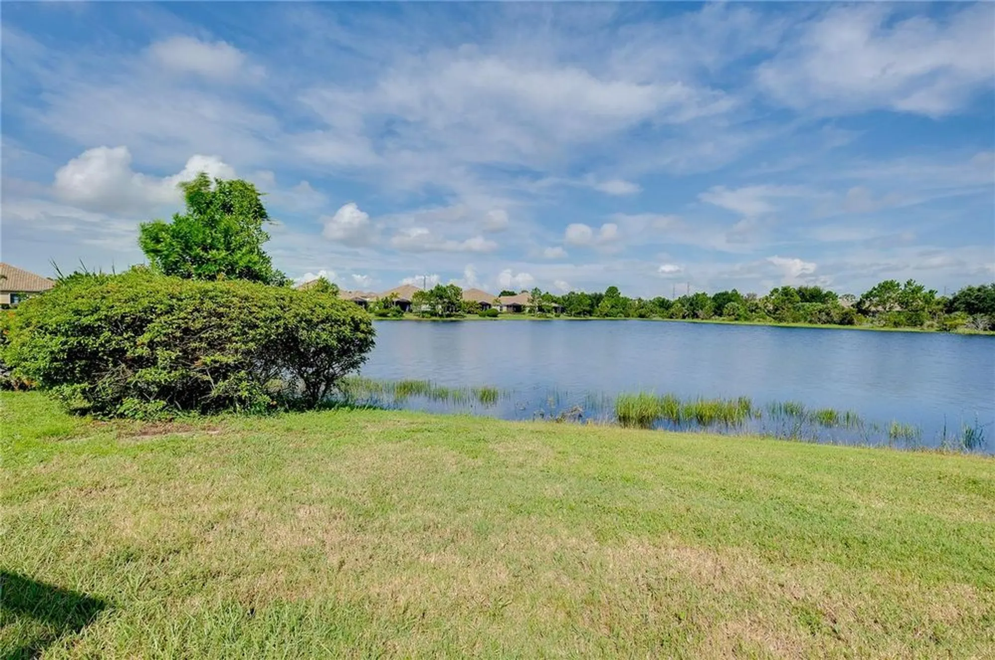 Property Slideshow image 40 of 59 | 21629 avon park ct, Venice, FL, 34293